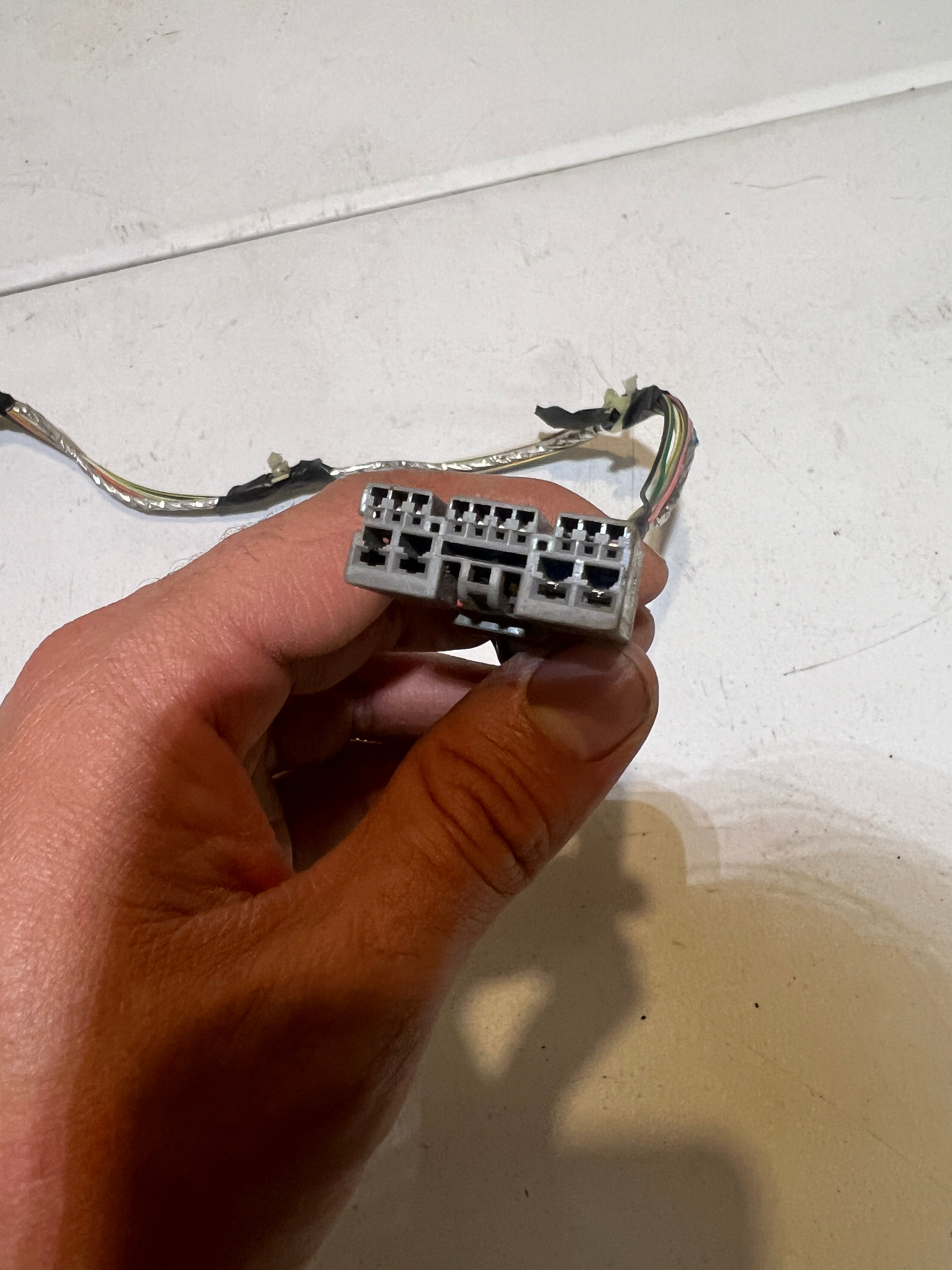 2006-2009 Dodge Ram Auto Dim Rear View Mirror U-Connect Wiring