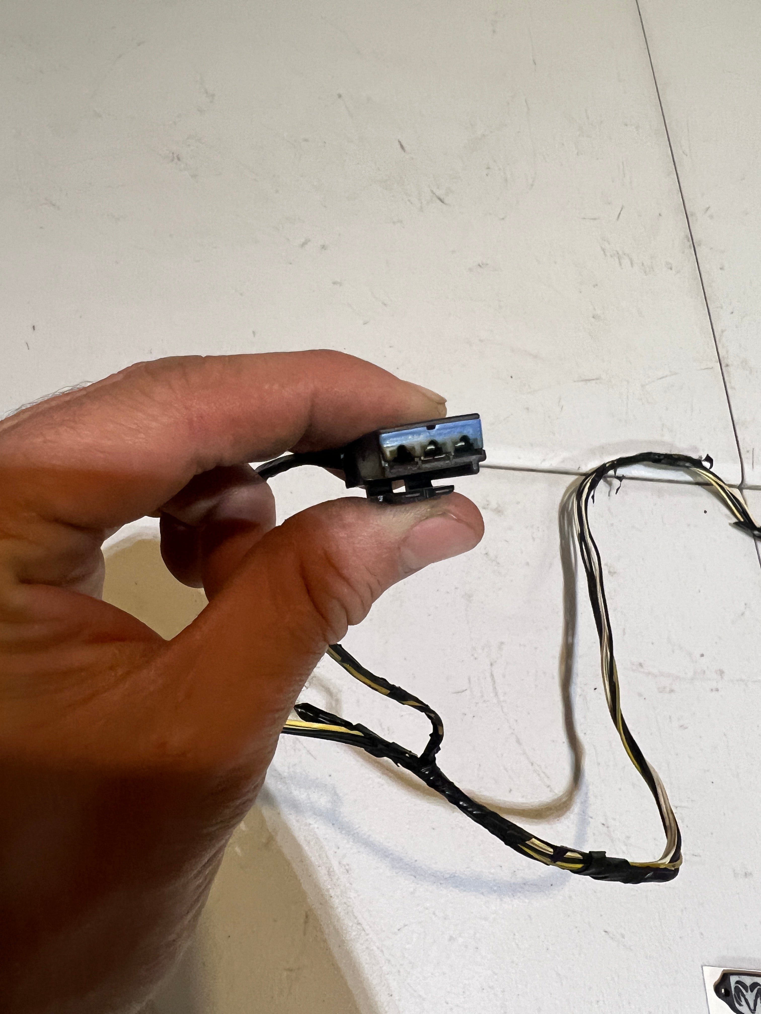2002-2005 Dodge Ram Driver LH Front Power Seat Wiring Harness