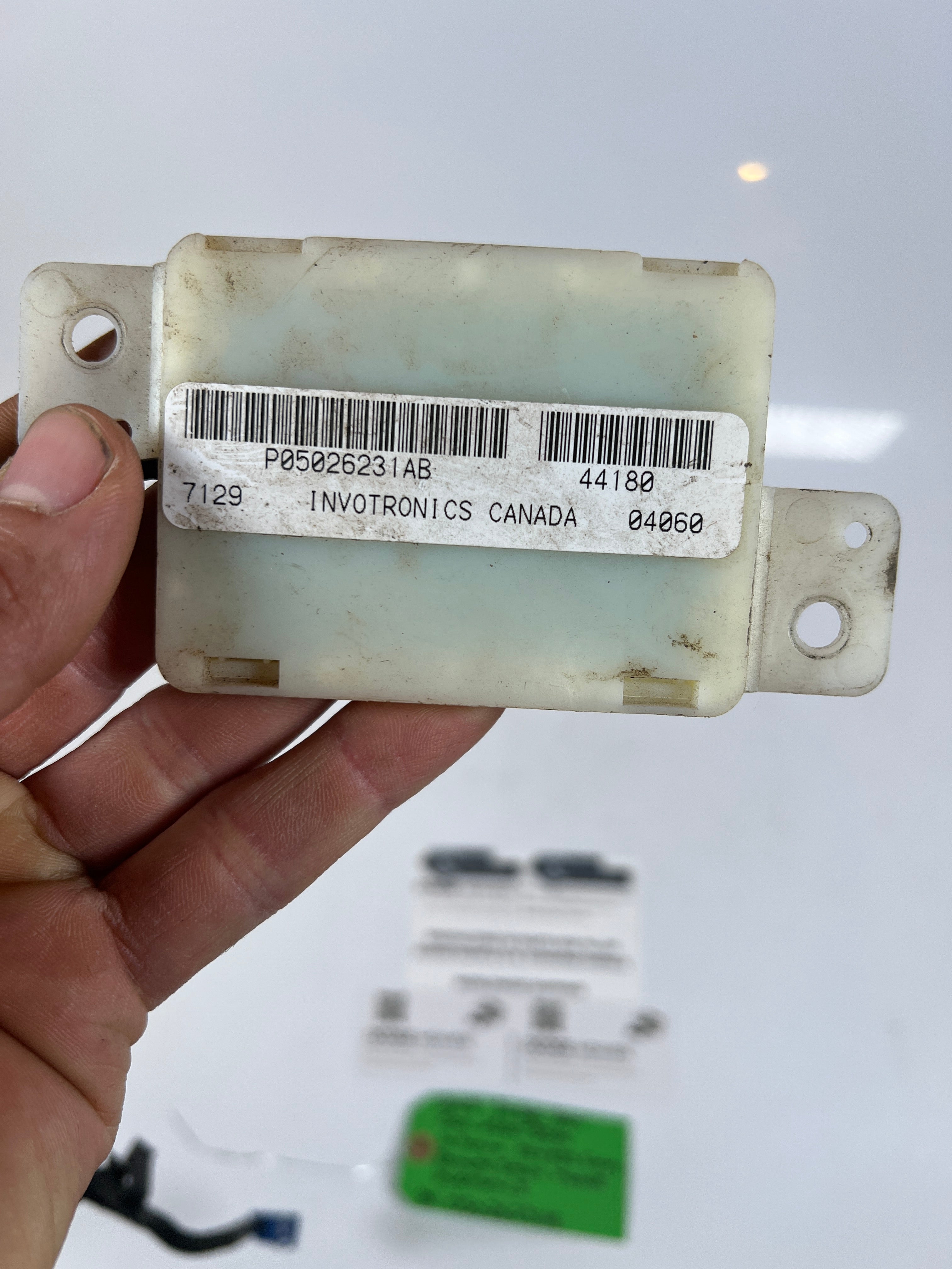 2008-2008 Dodge Ram Keyless Entry Remote Start Antenna Module