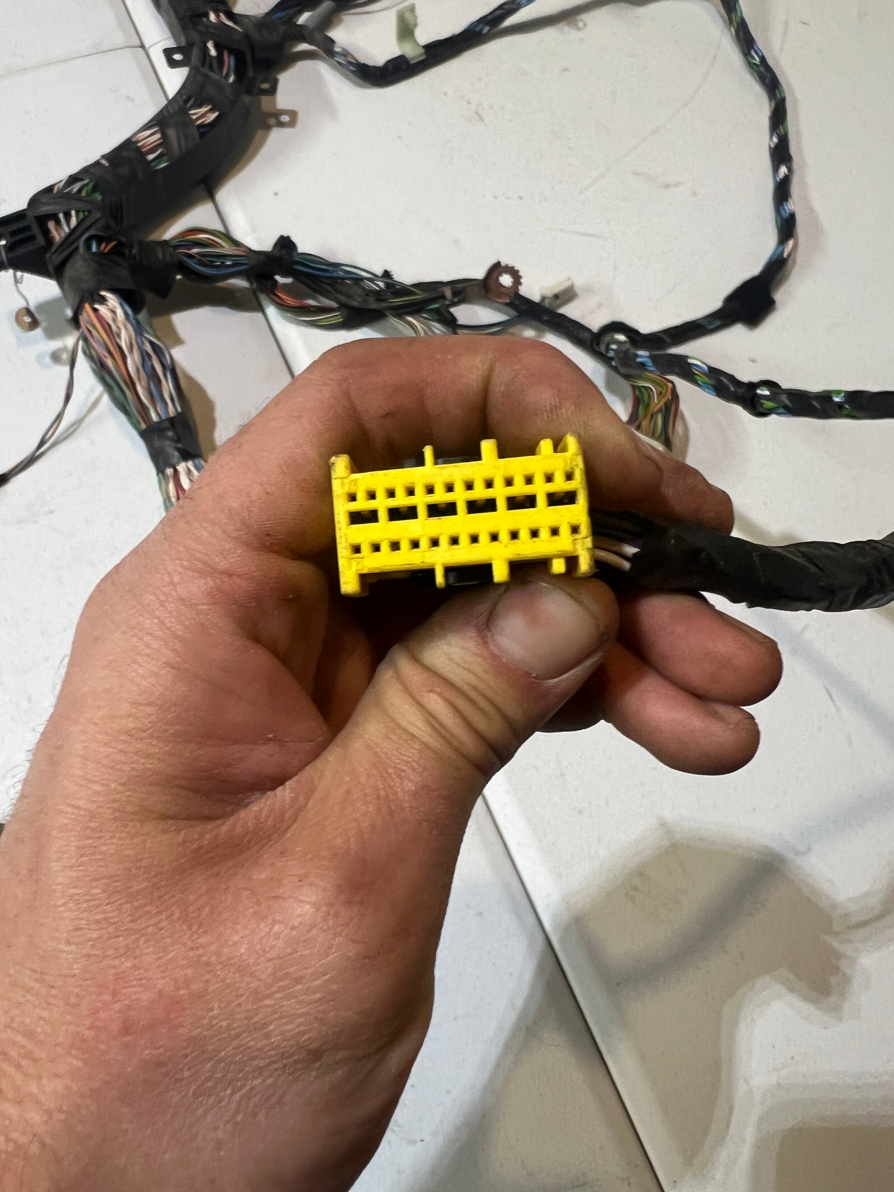 2006-2006 Dodge Ram 1500 2500 3500 Dash Wiring Harness