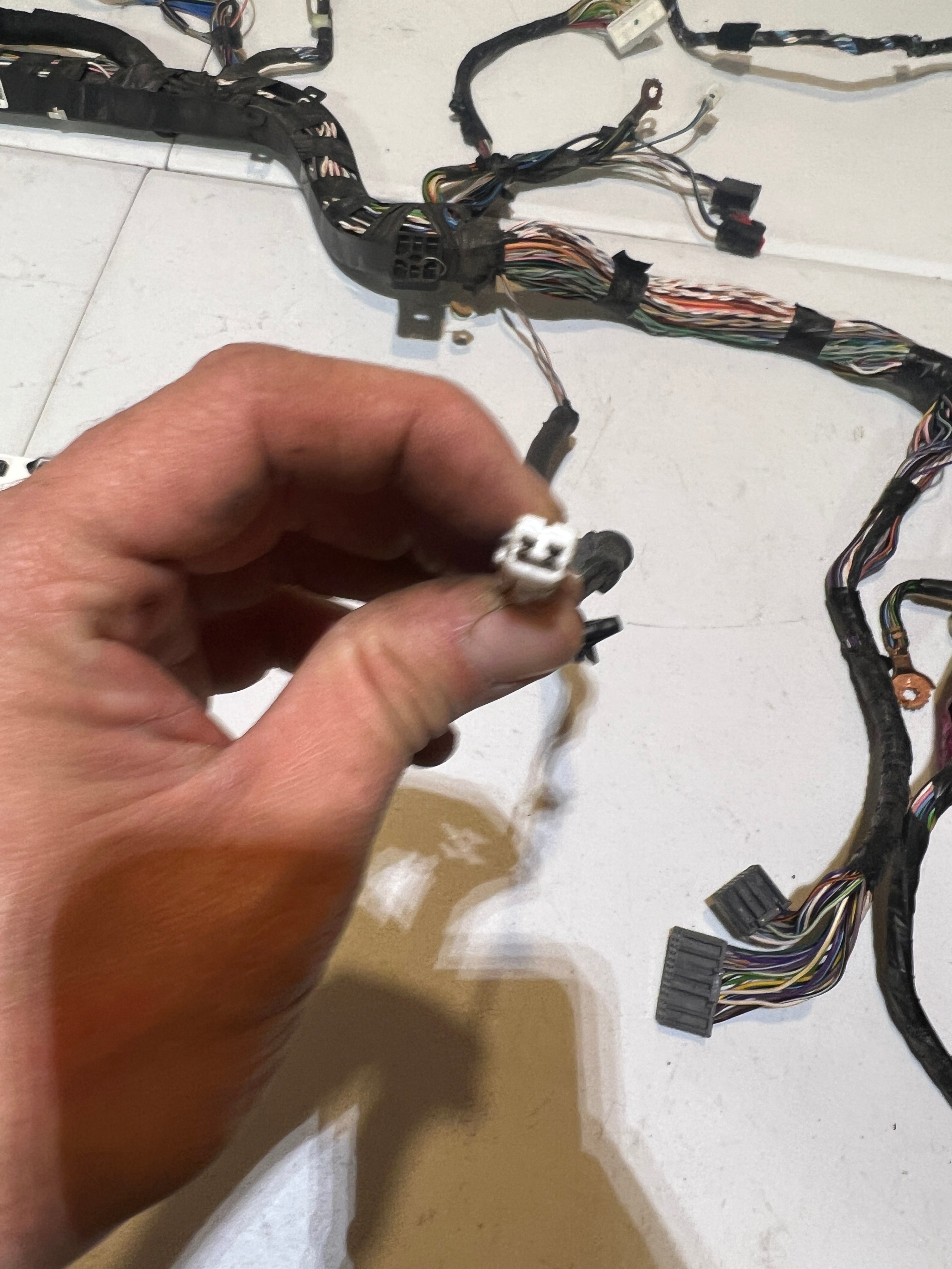 2006-2006 Dodge Ram 1500 2500 3500 Dash Wiring Harness