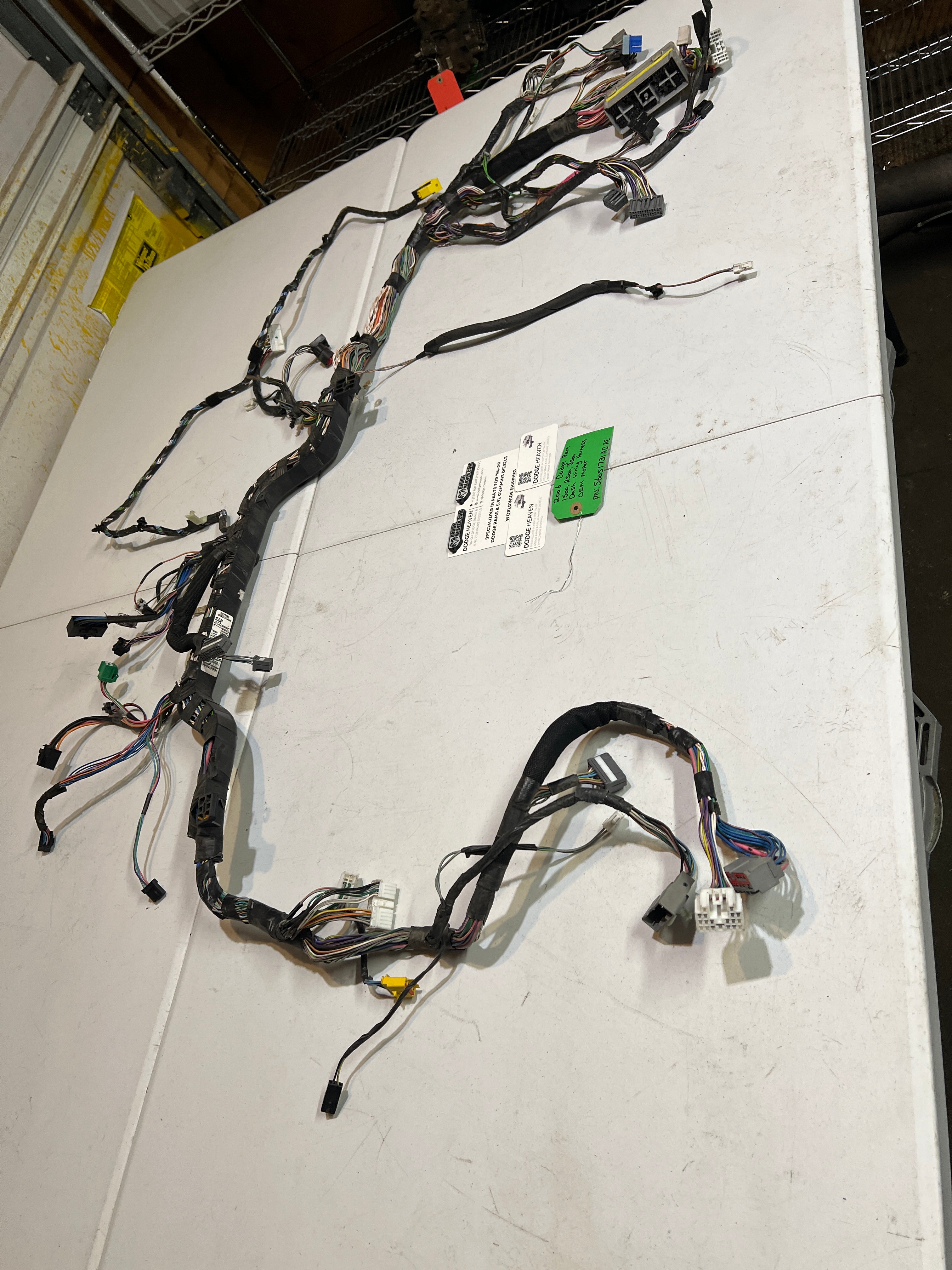 2006-2006 Dodge Ram 1500 2500 3500 Dash Wiring Harness