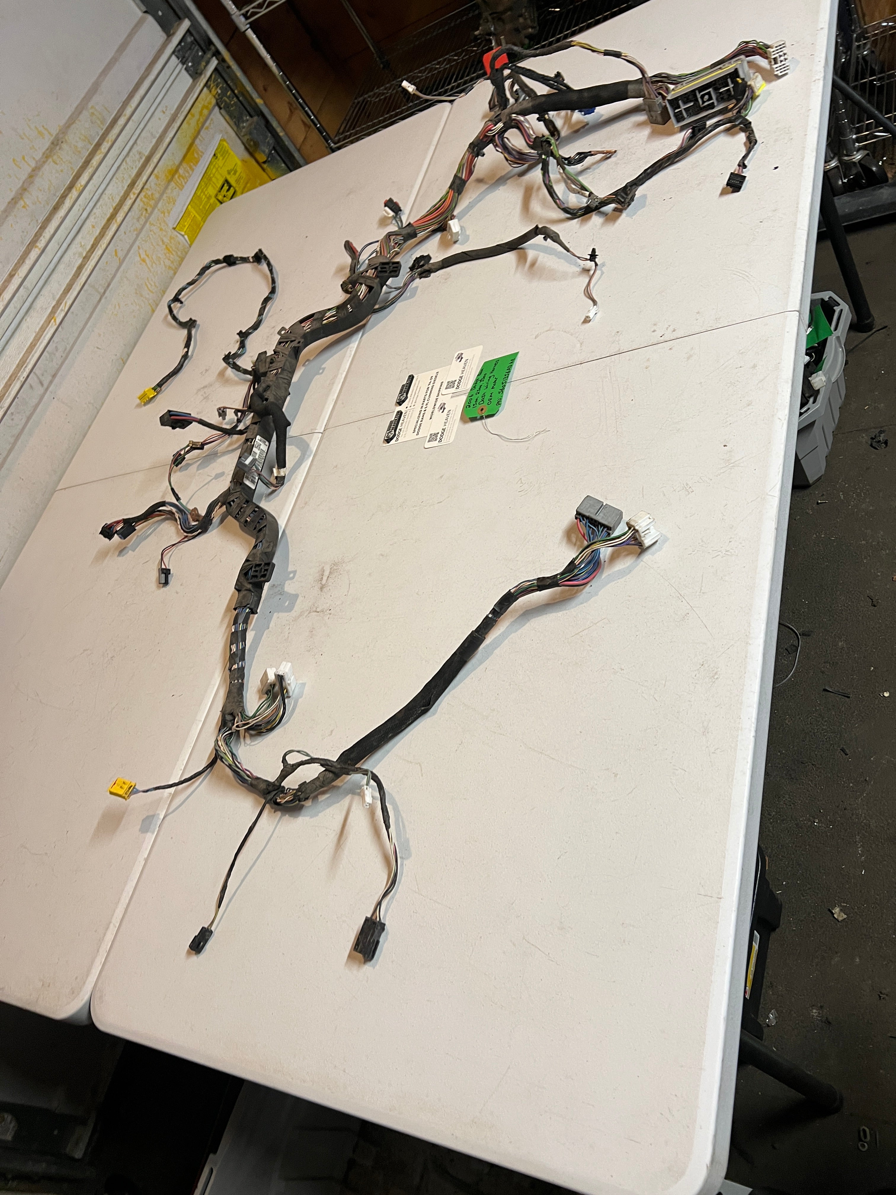 2006-2006 Dodge Ram 1500 2500 3500 Dash Wiring Harness