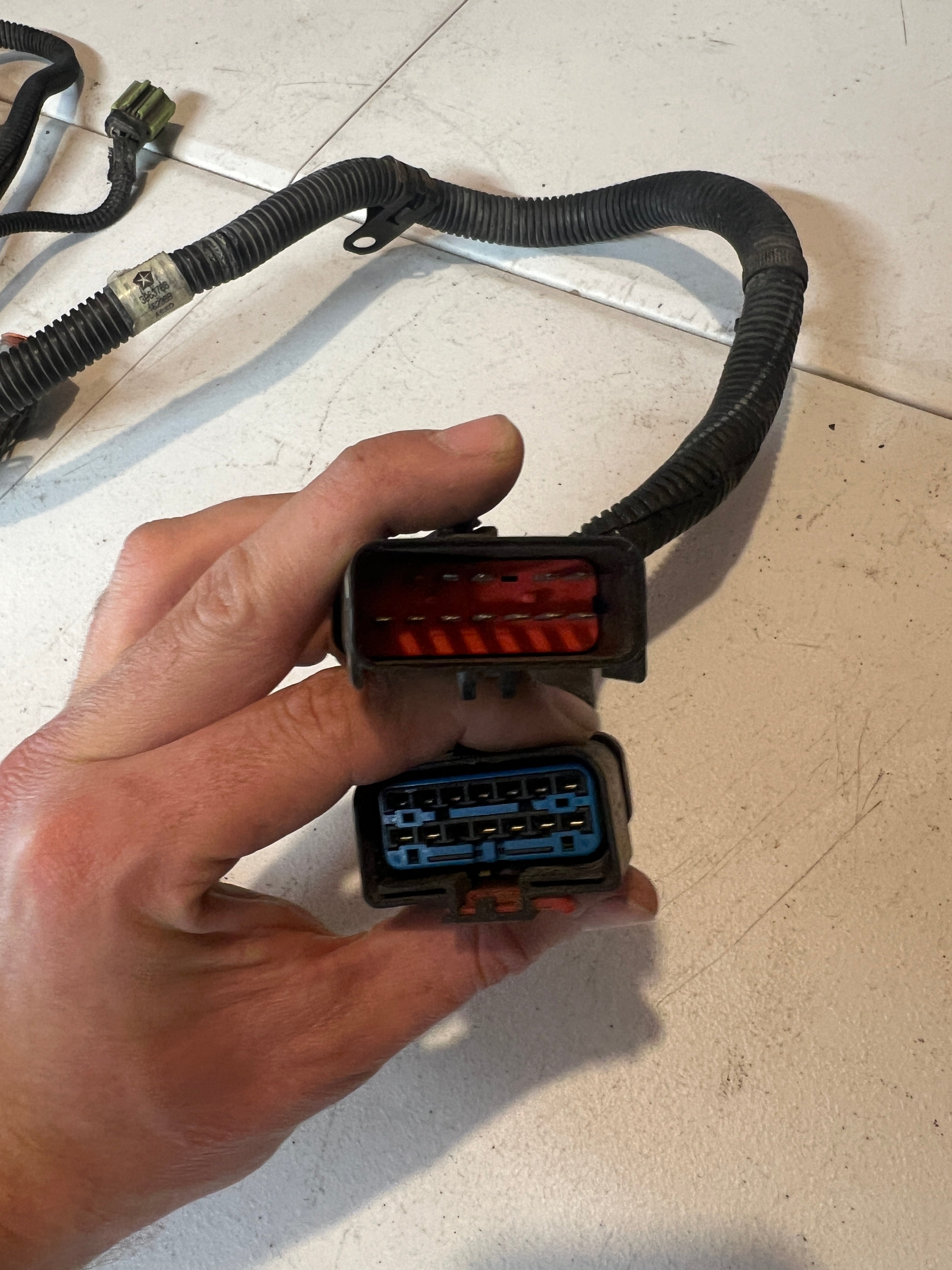 2003-2003 Dodge Ram 2500 3500 5.9L Cummins Engine ECM Wiring Harness