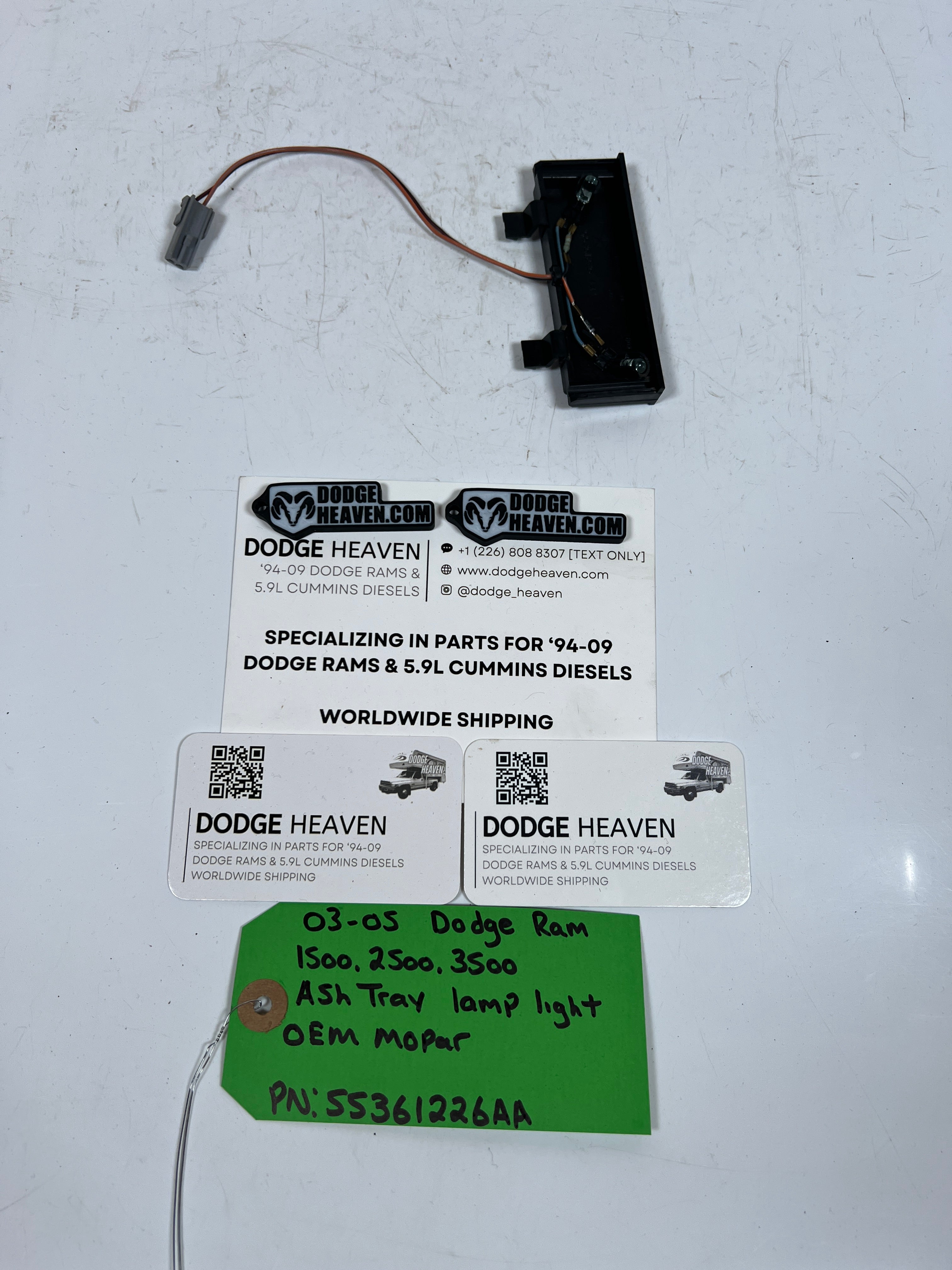 2003-2005 Dodge Ram Ash Tray Lamp Light