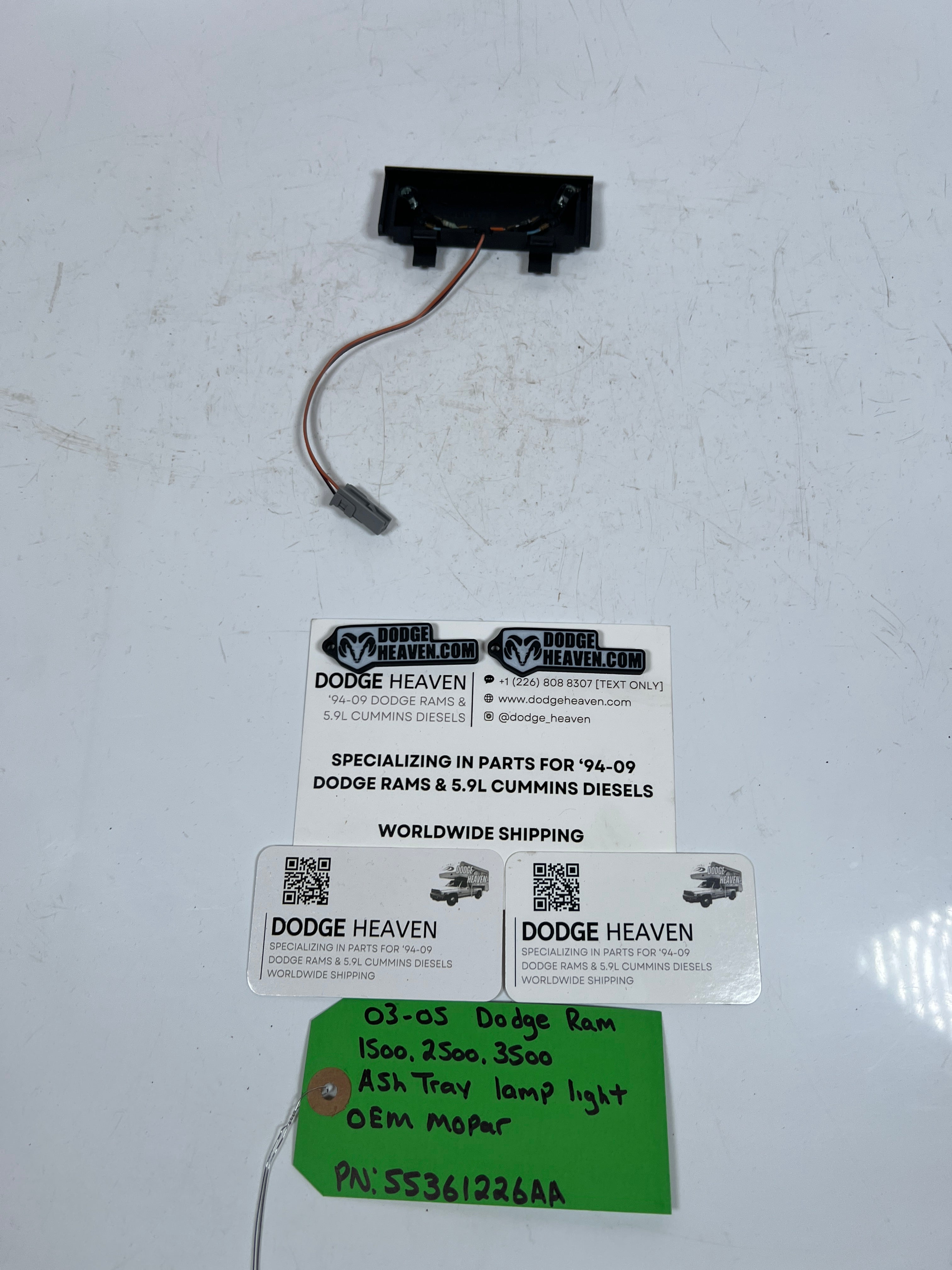 2003-2005 Dodge Ram Ash Tray Lamp Light