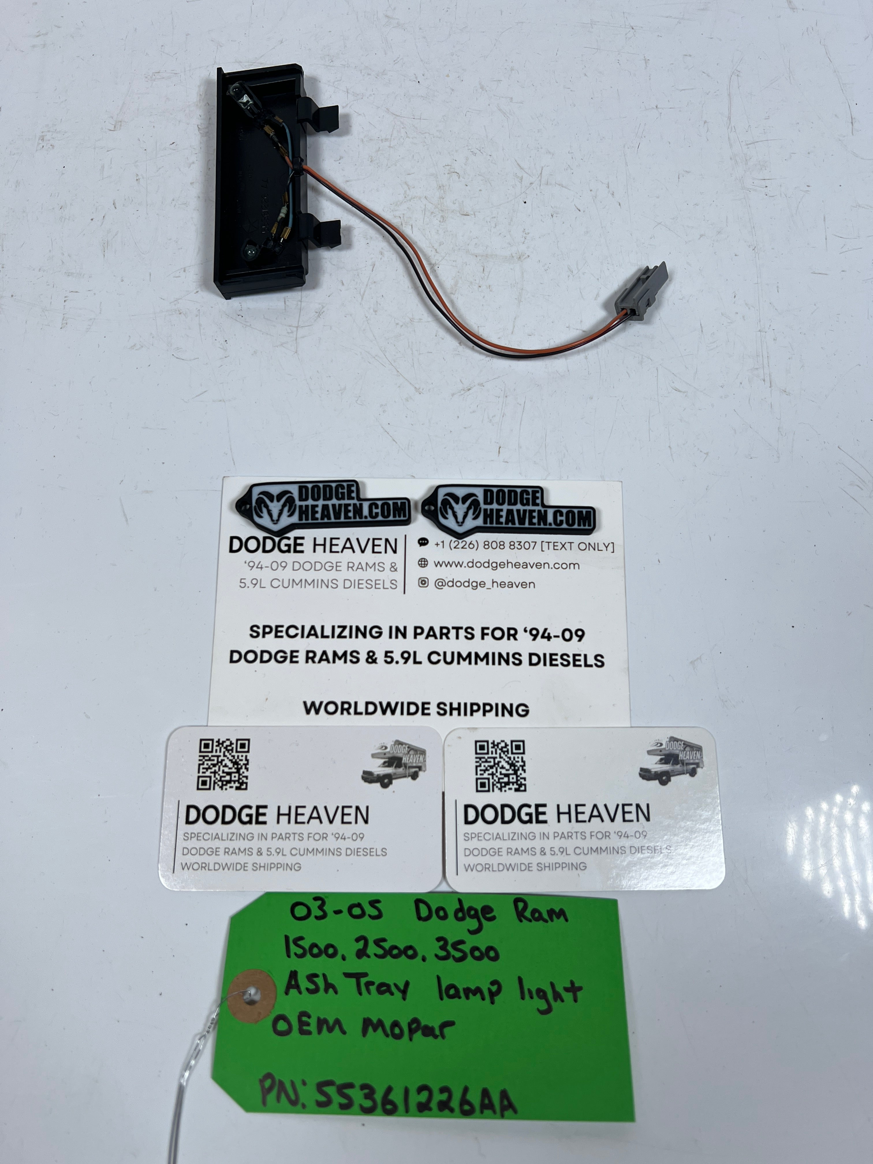 2003-2005 Dodge Ram Ash Tray Lamp Light