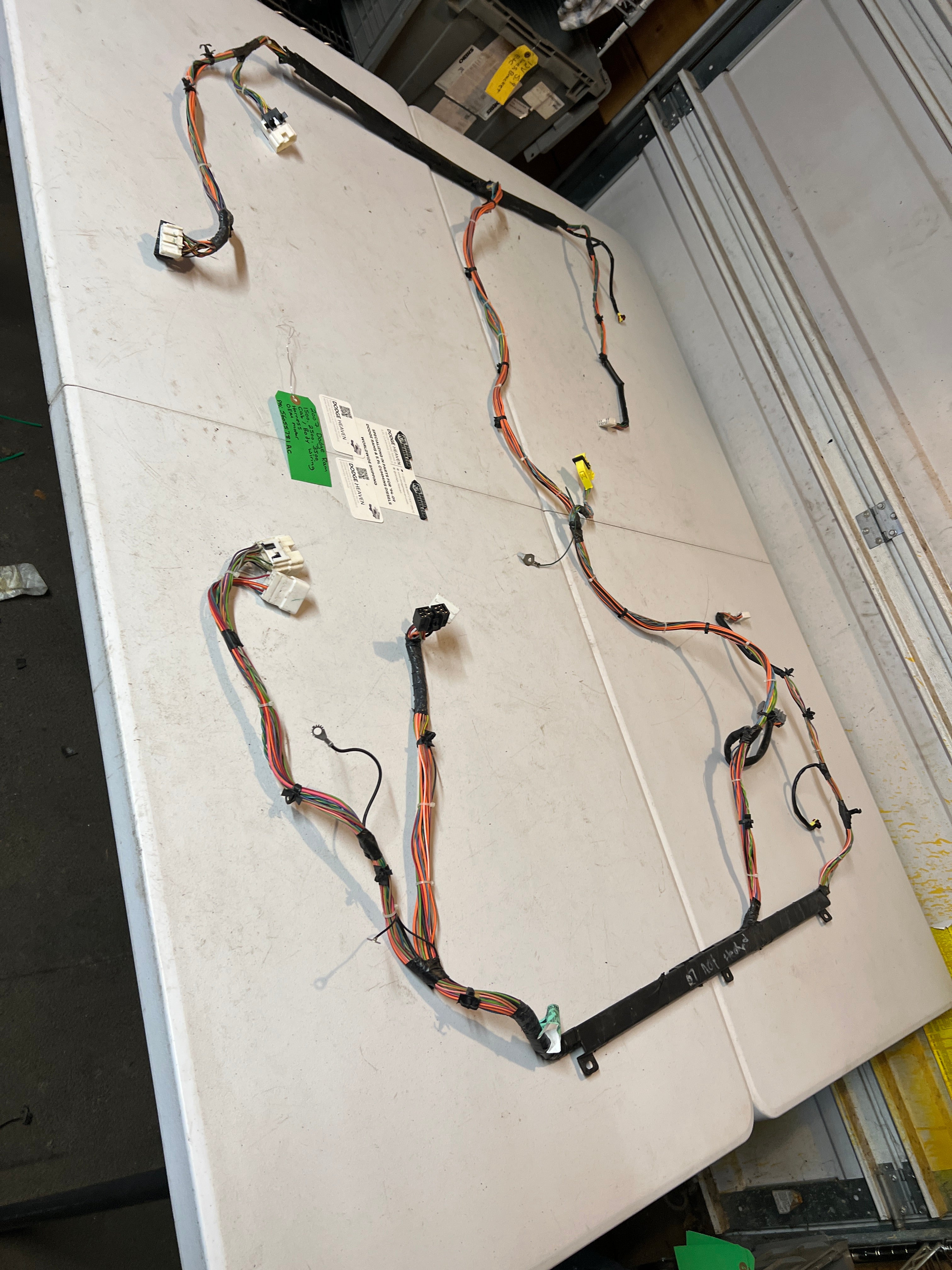 2007-2007 Dodge Ram 1500 2500 3500 Cab / Body Wiring Harness