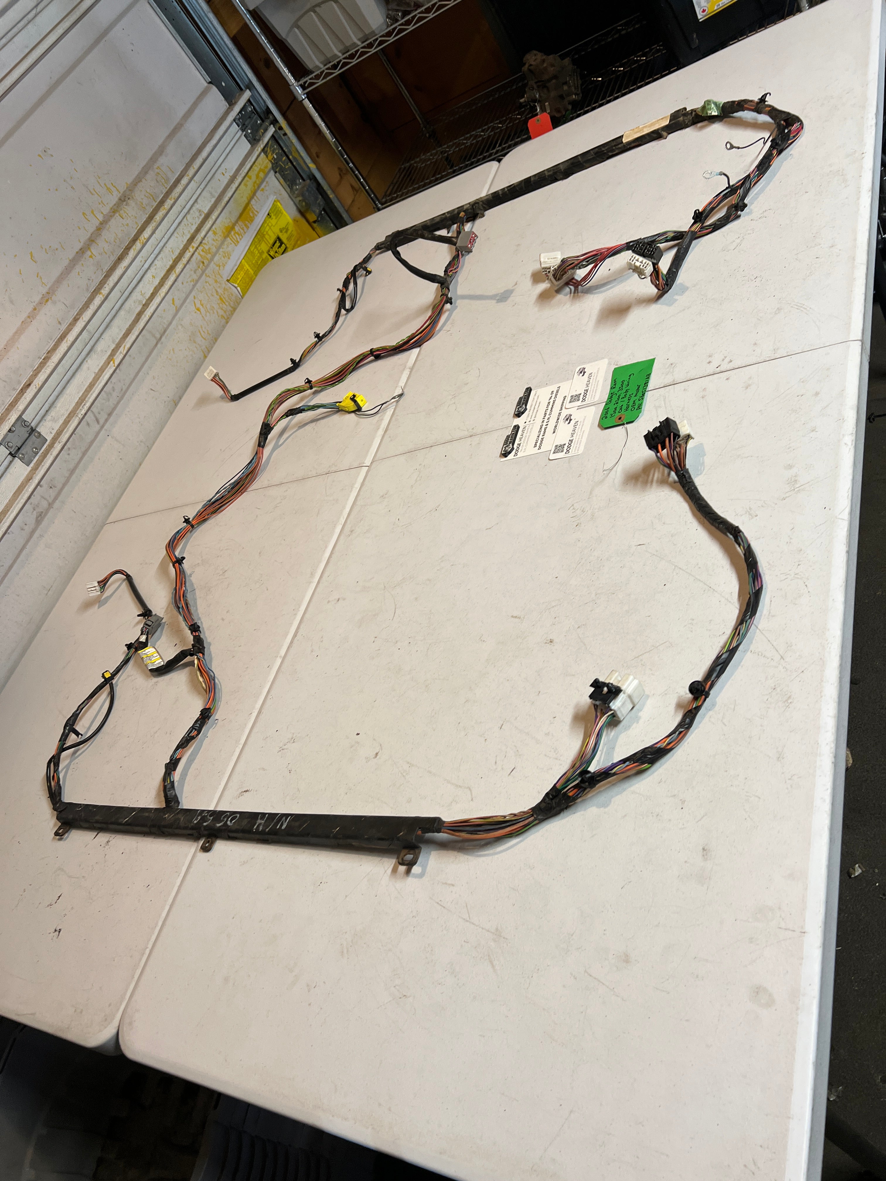 2006-2006 Dodge Ram 1500 2500 3500 Cab / Body Wiring Harness