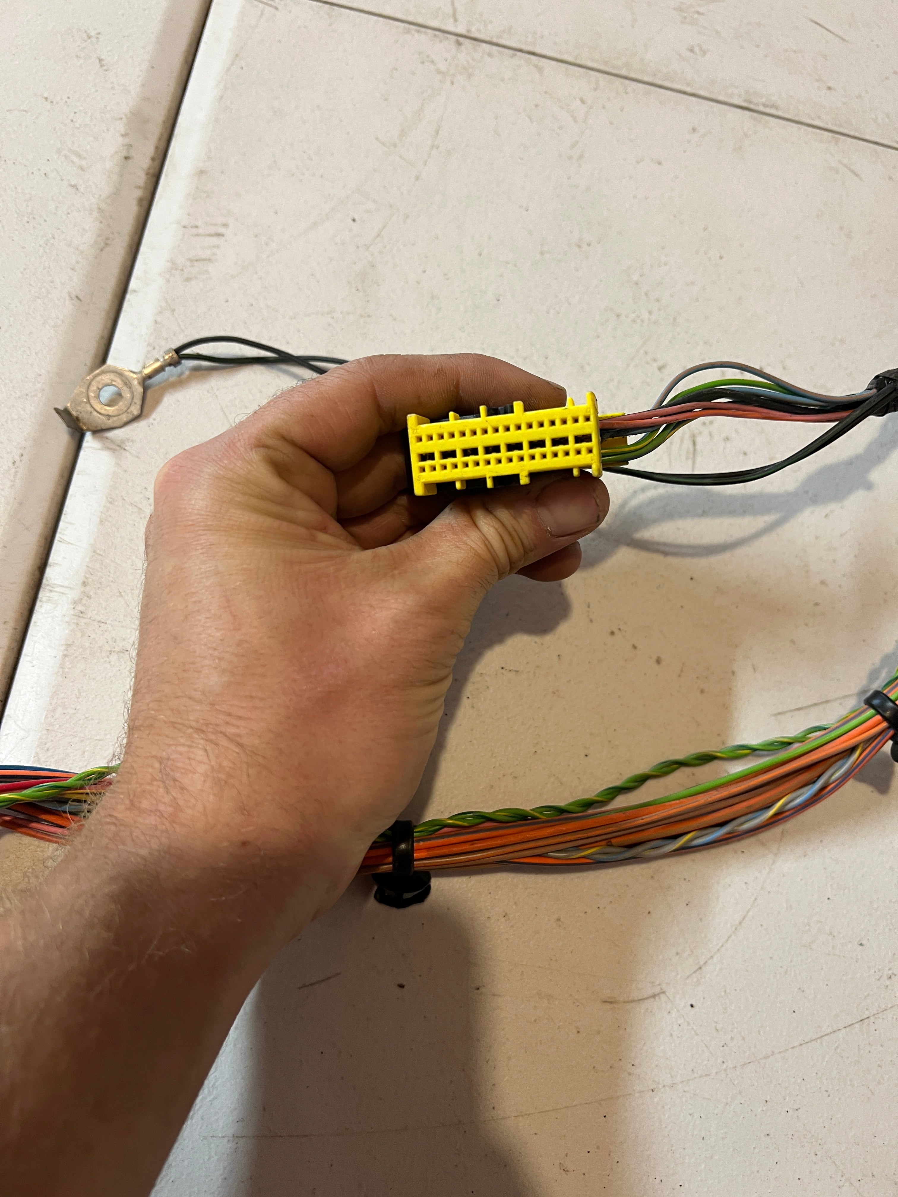2006-2006 Dodge Ram 1500 2500 3500 Cab / Body Wiring Harness