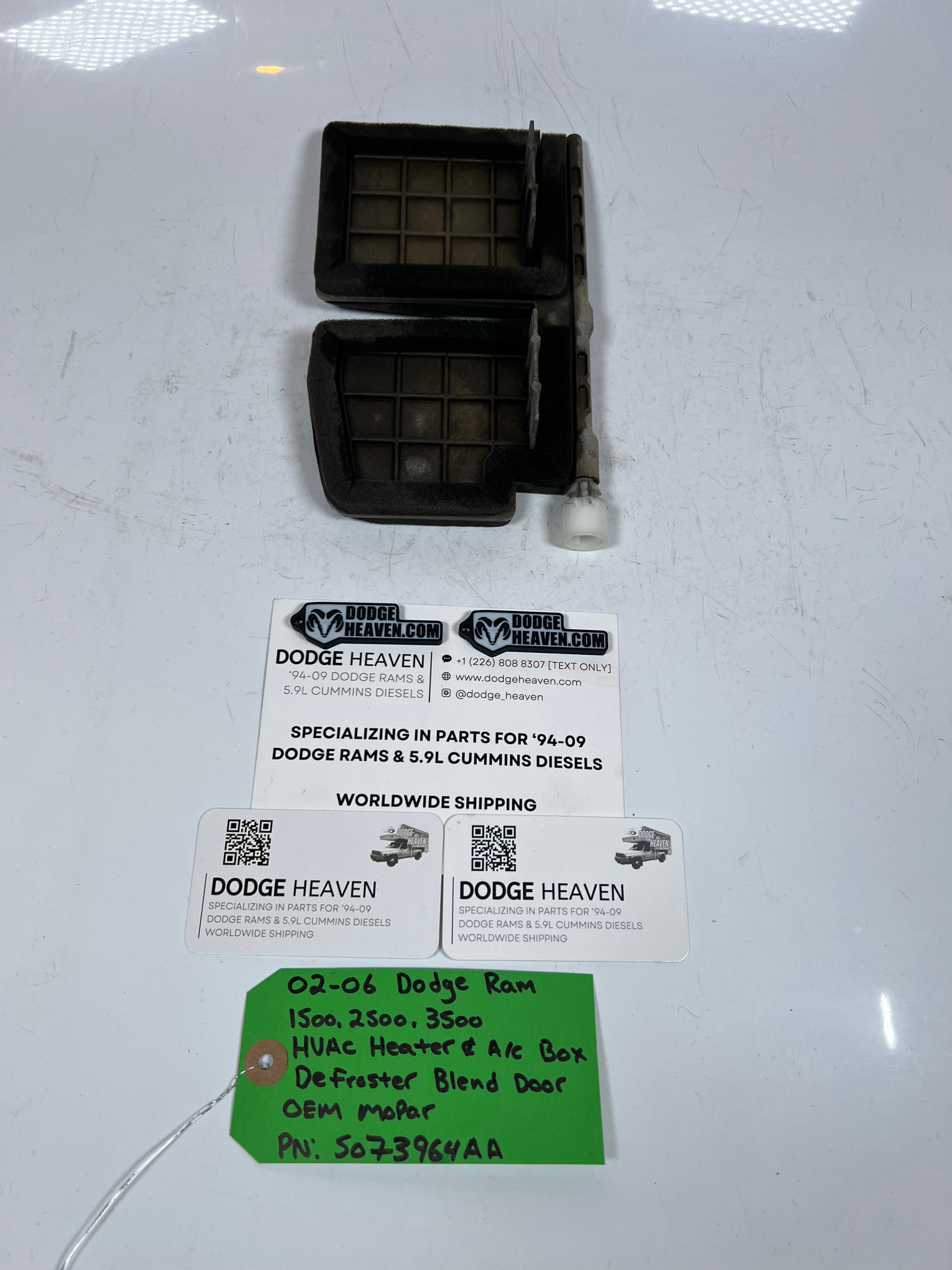 2002-2006 Dodge Ram 1500-3500 HVAC Heater A/C Box Defroster Blend Door