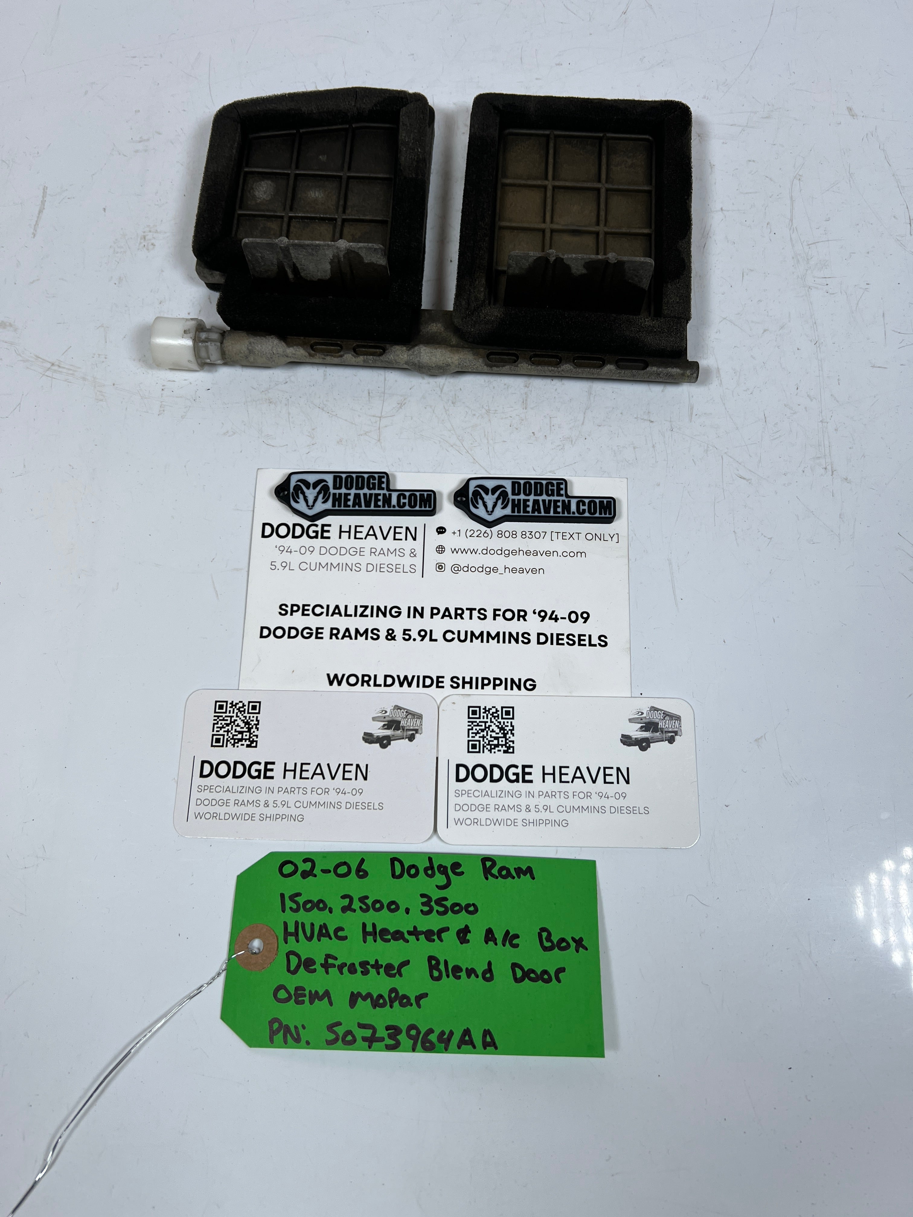 2002-2006 Dodge Ram 1500-3500 HVAC Heater A/C Box Defroster Blend Door