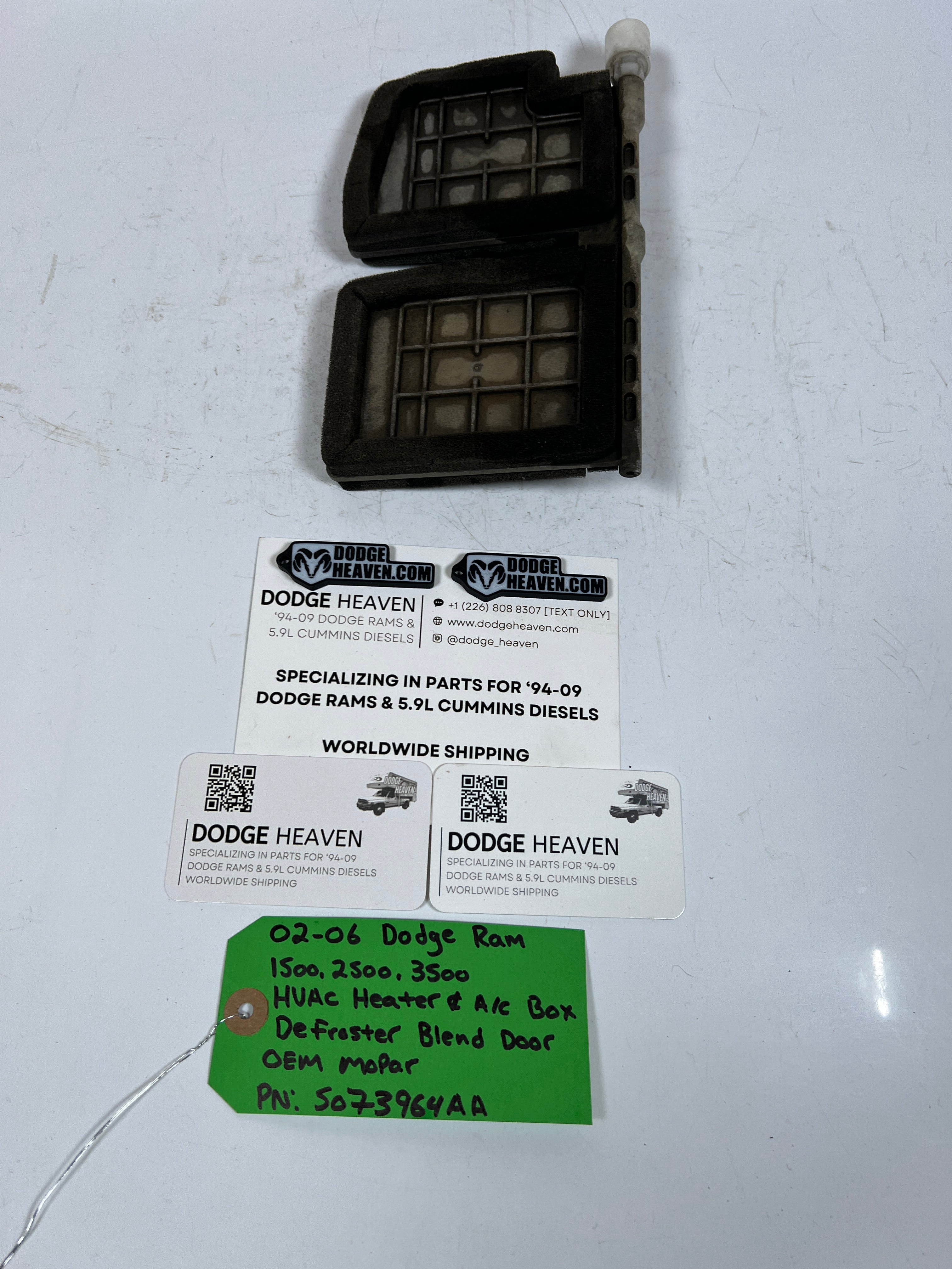 2002-2006 Dodge Ram 1500-3500 HVAC Heater A/C Box Defroster Blend Door