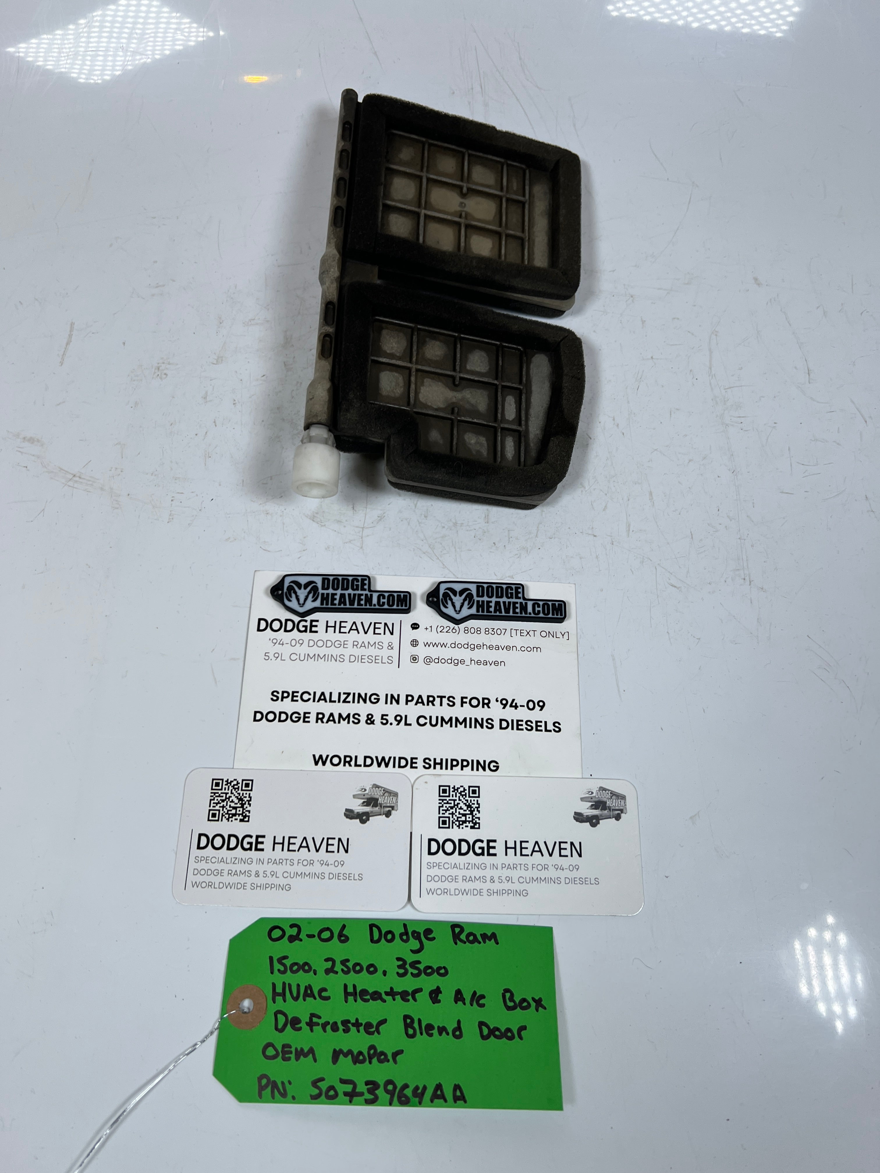 2002-2006 Dodge Ram 1500-3500 HVAC Heater A/C Box Defroster Blend Door