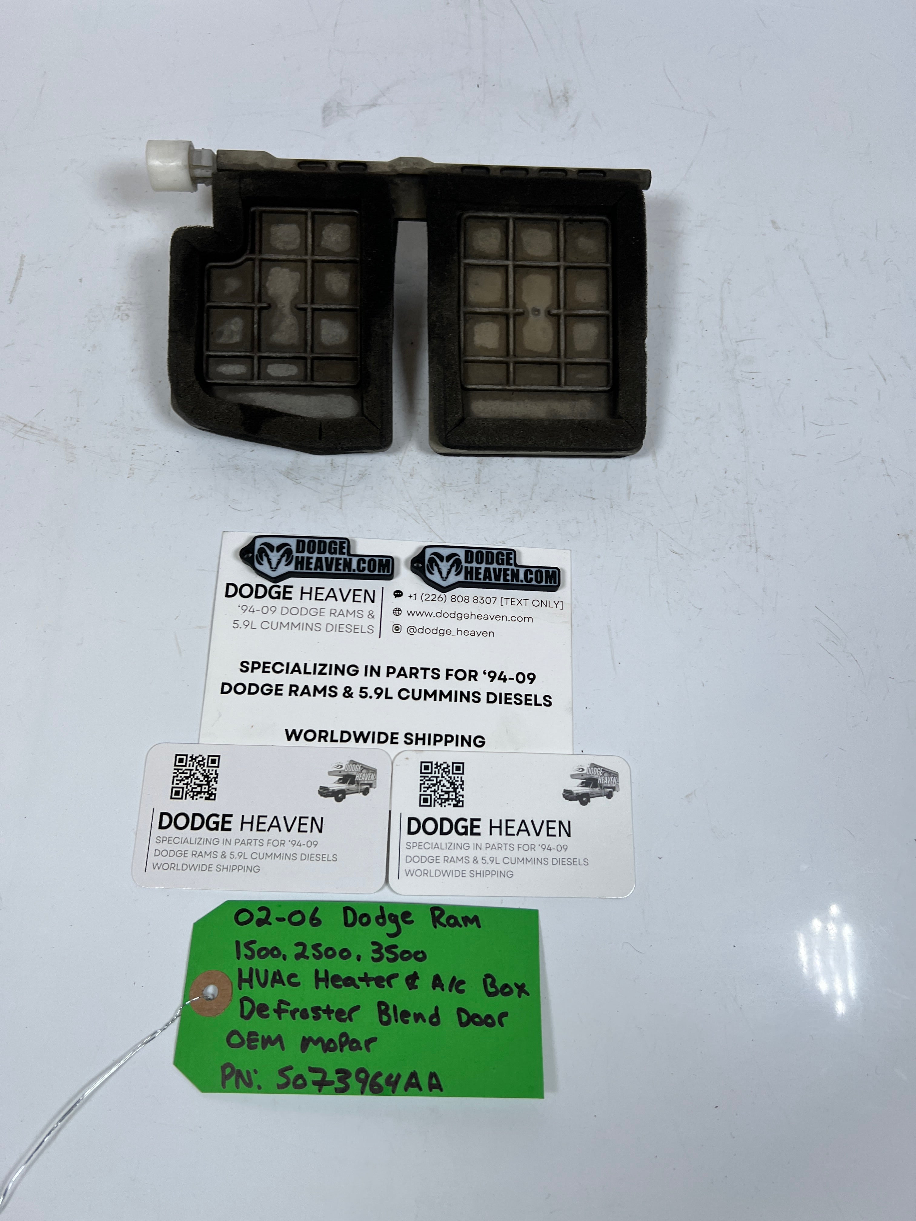 2002-2006 Dodge Ram 1500-3500 HVAC Heater A/C Box Defroster Blend Door
