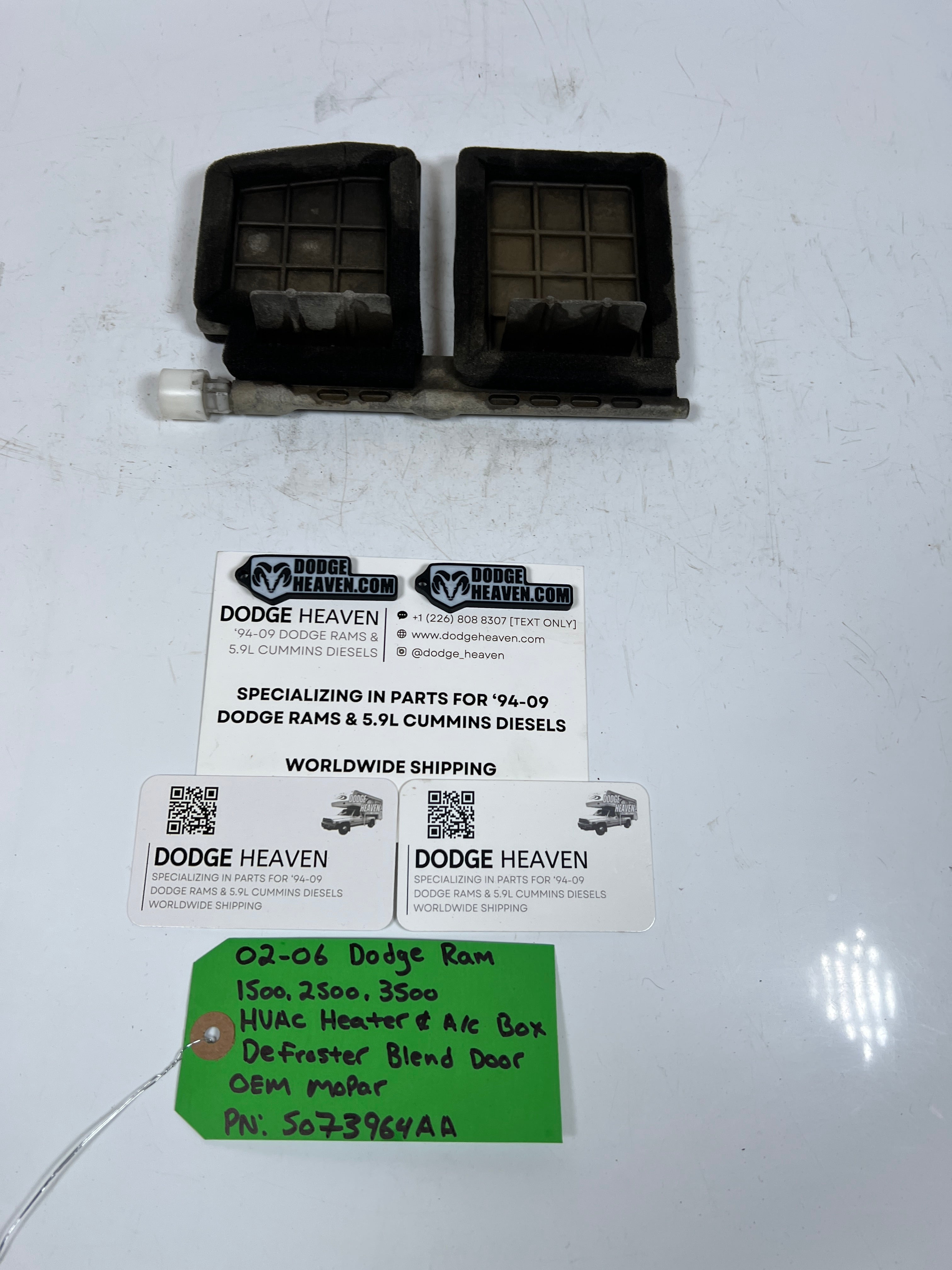 2002-2006 Dodge Ram 1500-3500 HVAC Heater A/C Box Defroster Blend Door