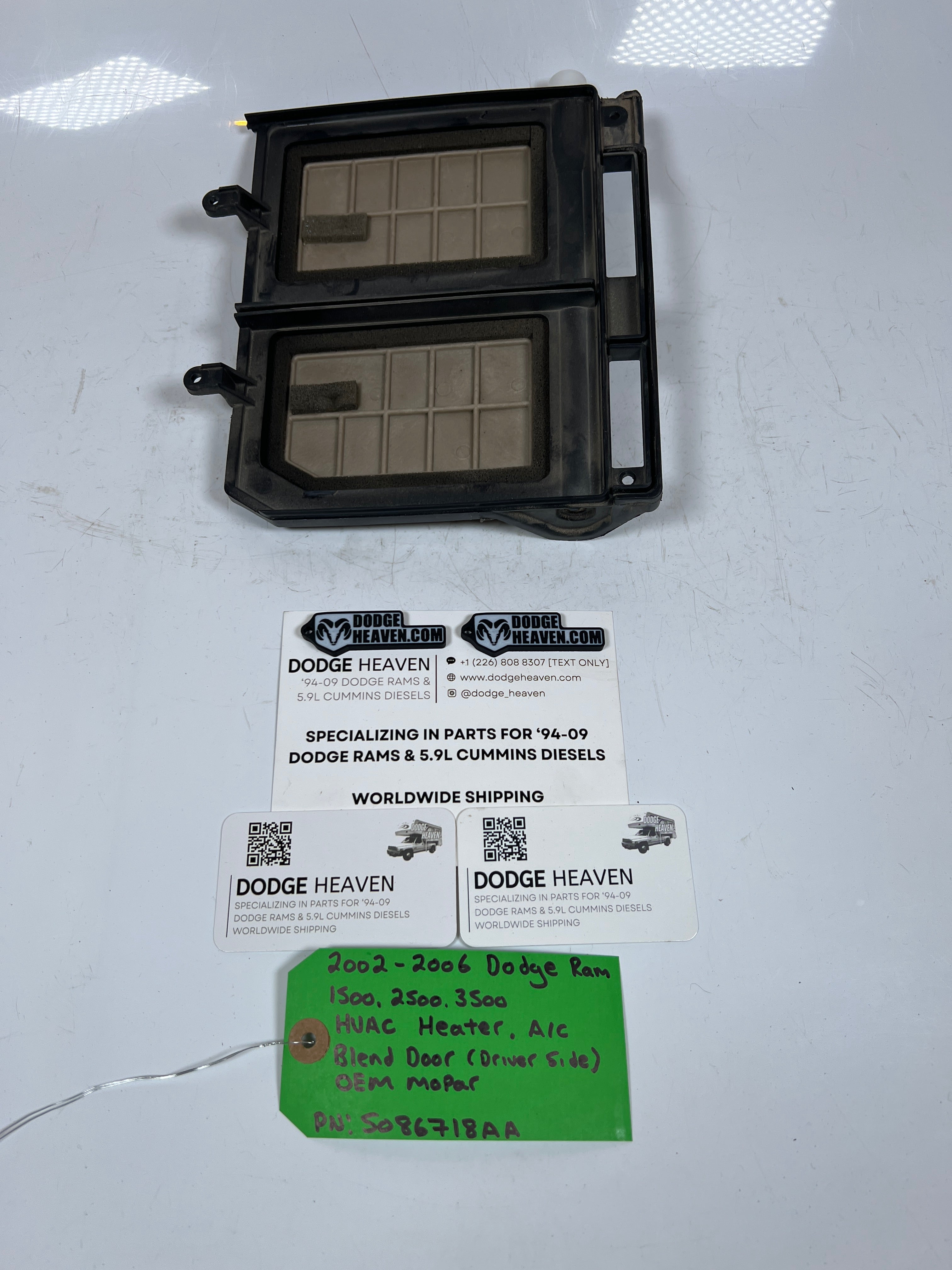 2002-2006 Dodge Ram 1500-3500 HVAC Heater A/C Box Blend Door LH