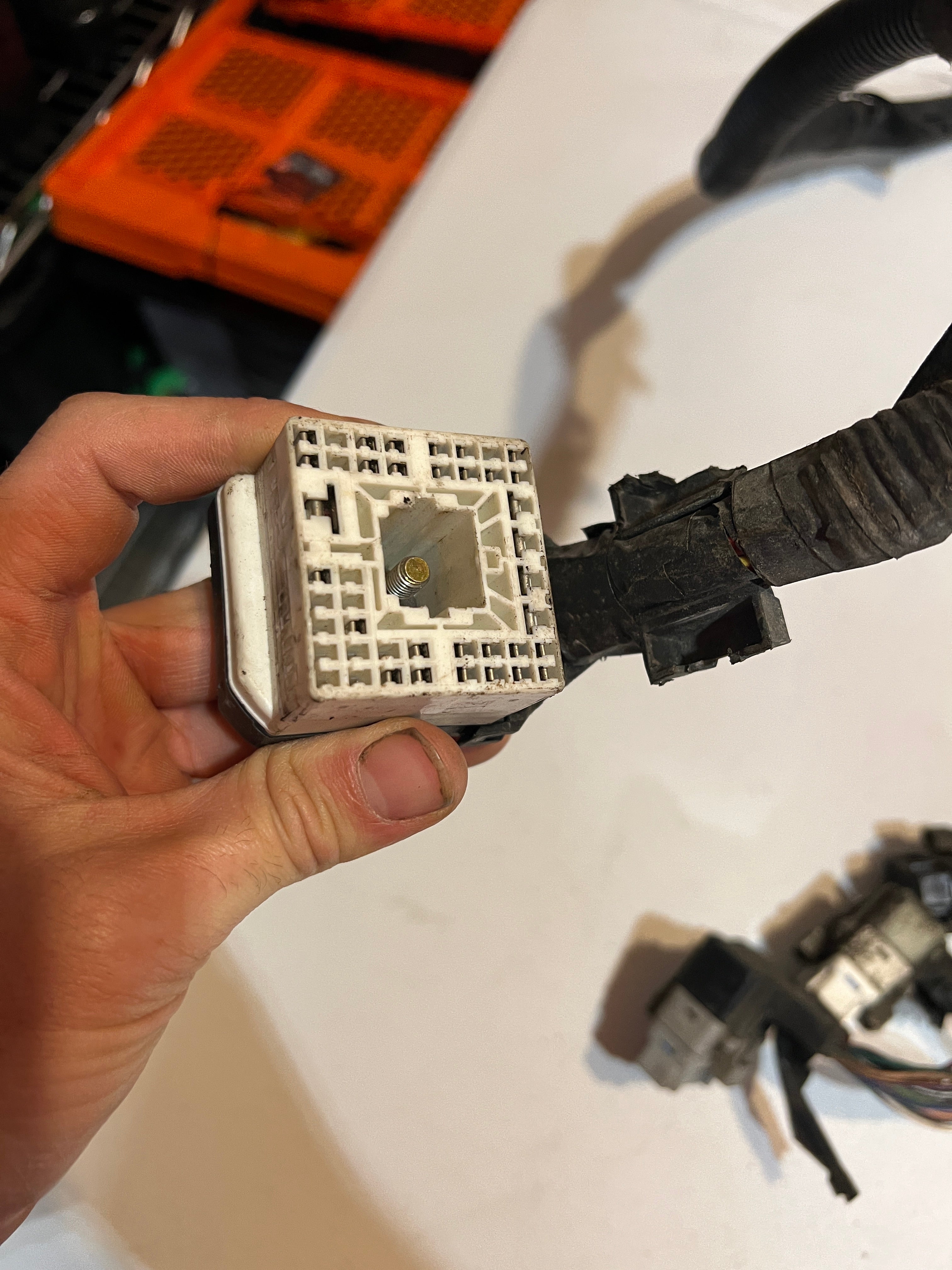 1998-1998 Dodge Ram 12 Valve 5.9L Cummins 5-Speed Engine / Trans Wiring