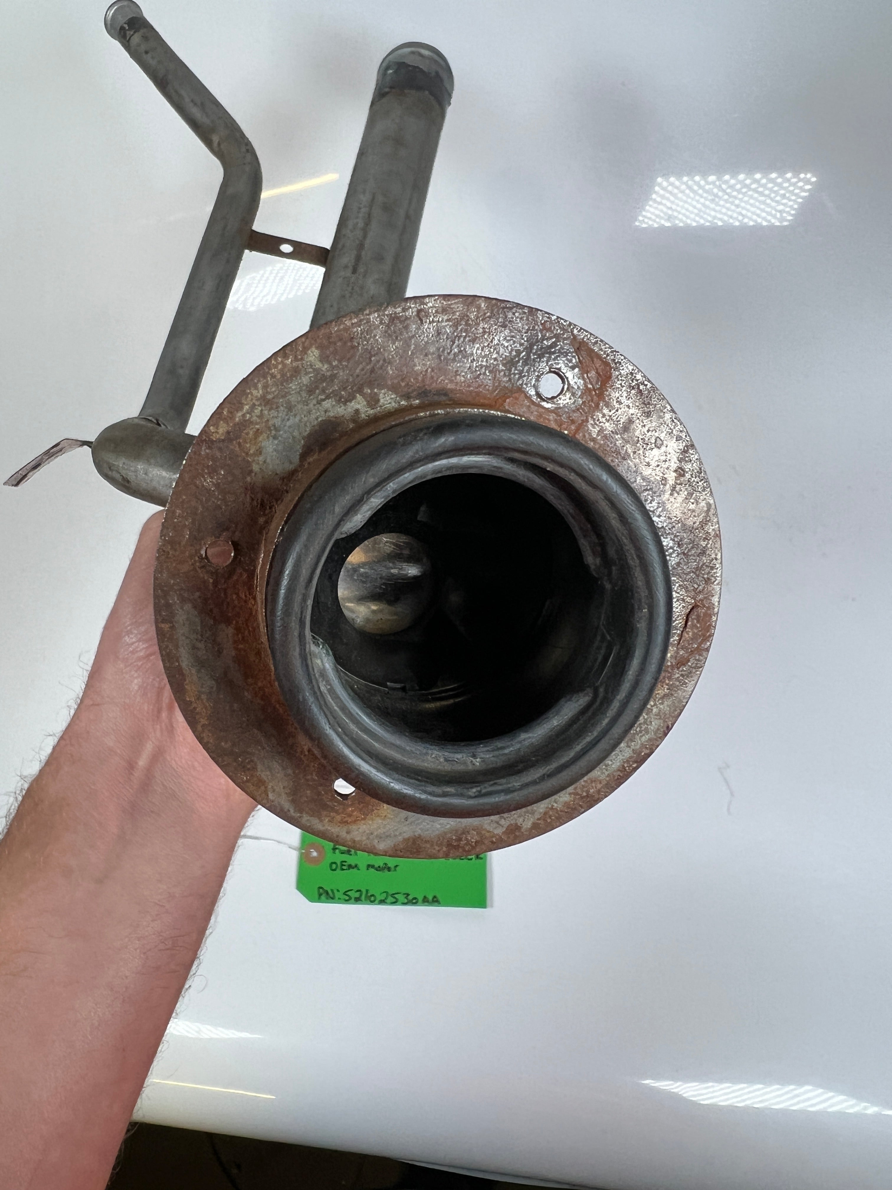 1998-2002 Dodge Ram 1500 2500 Gas Tank Filler Neck