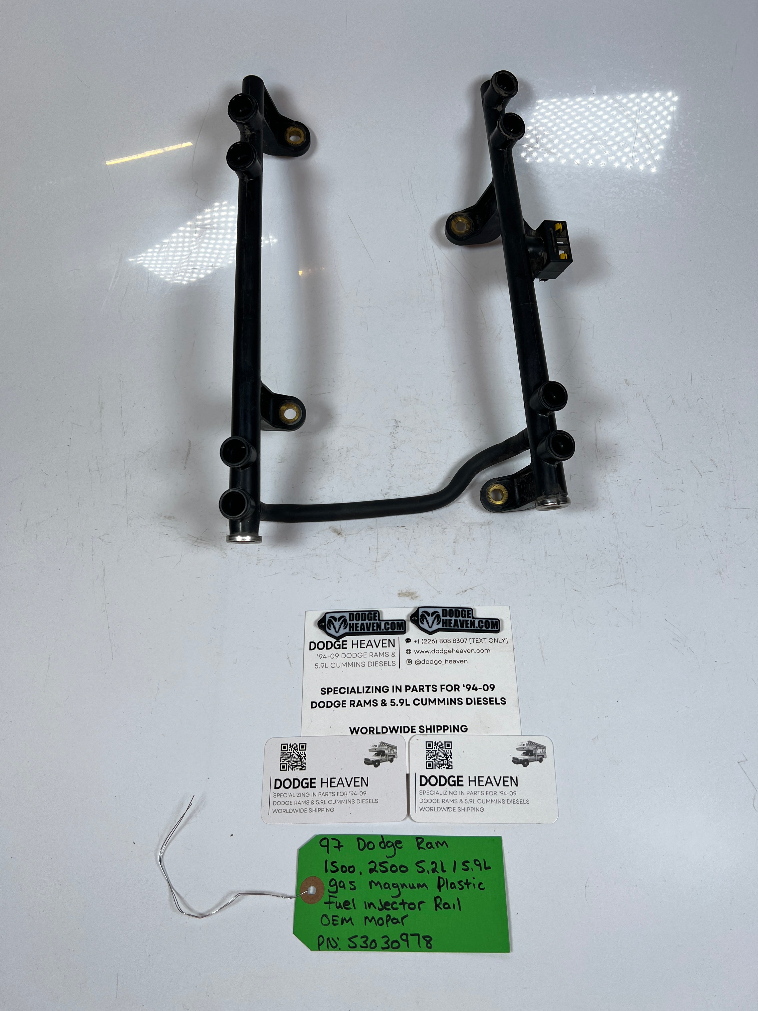 1997-1997 Dodge Ram 5.2L 5.9L Gas Magnum Plastic Fuel Injector Rail