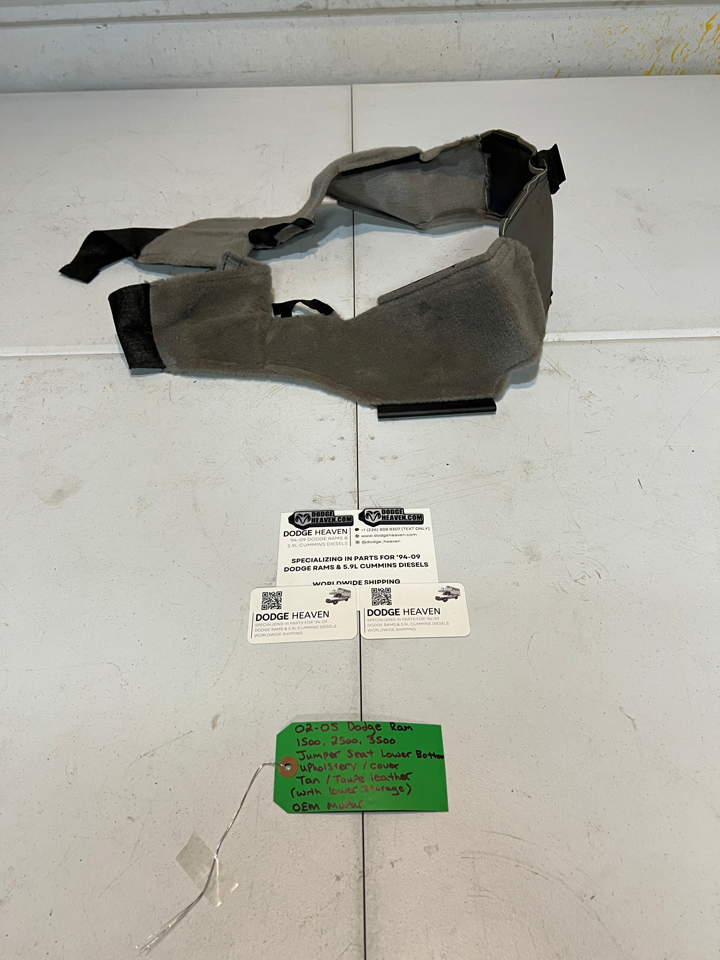 2002-2005 Dodge Ram 1500-3500 Jumper Seat Bottom Upholstery W Storage Tan / Taupe