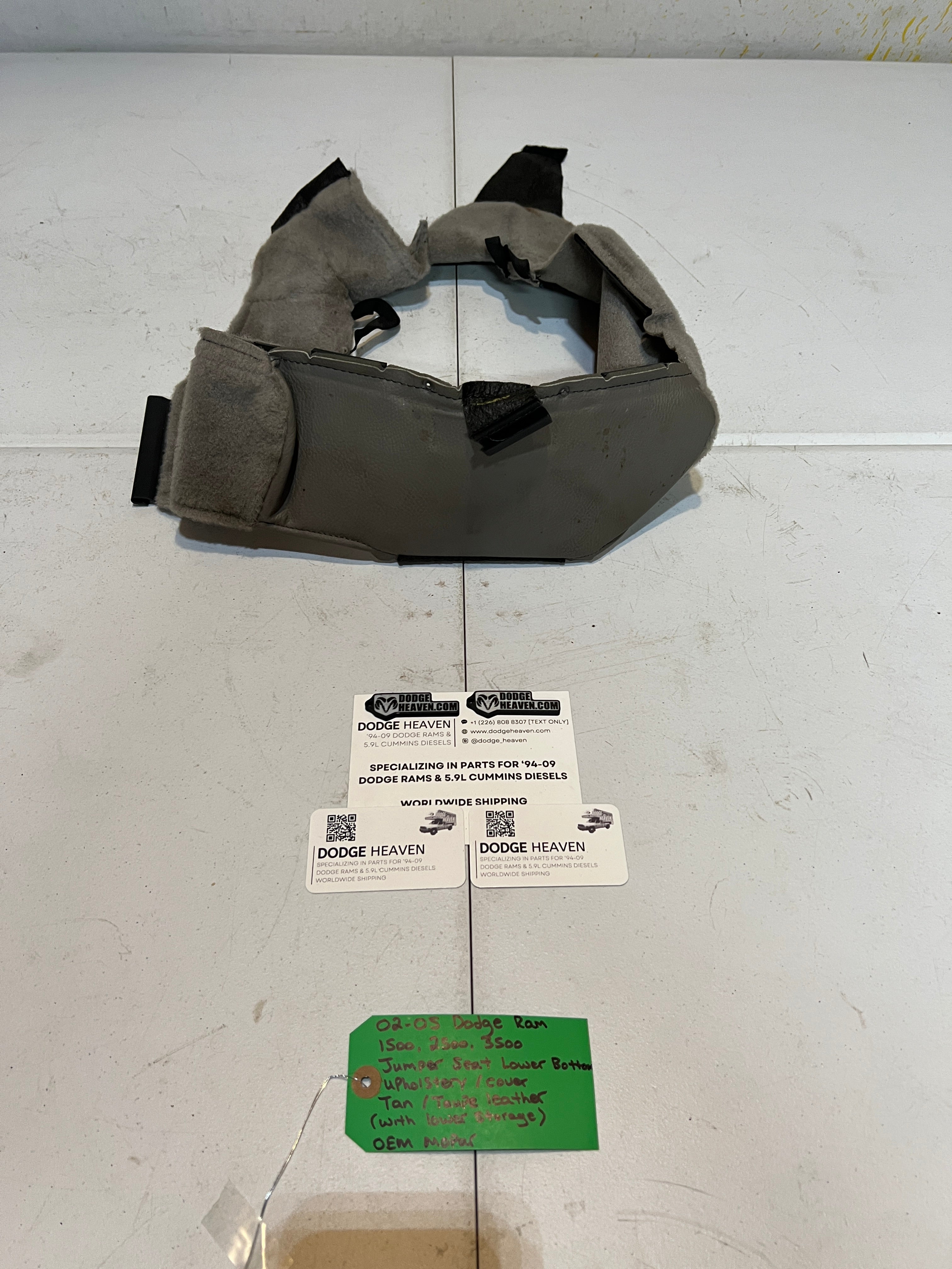 2002-2005 Dodge Ram 1500-3500 Jumper Seat Bottom Upholstery W Storage Tan / Taupe