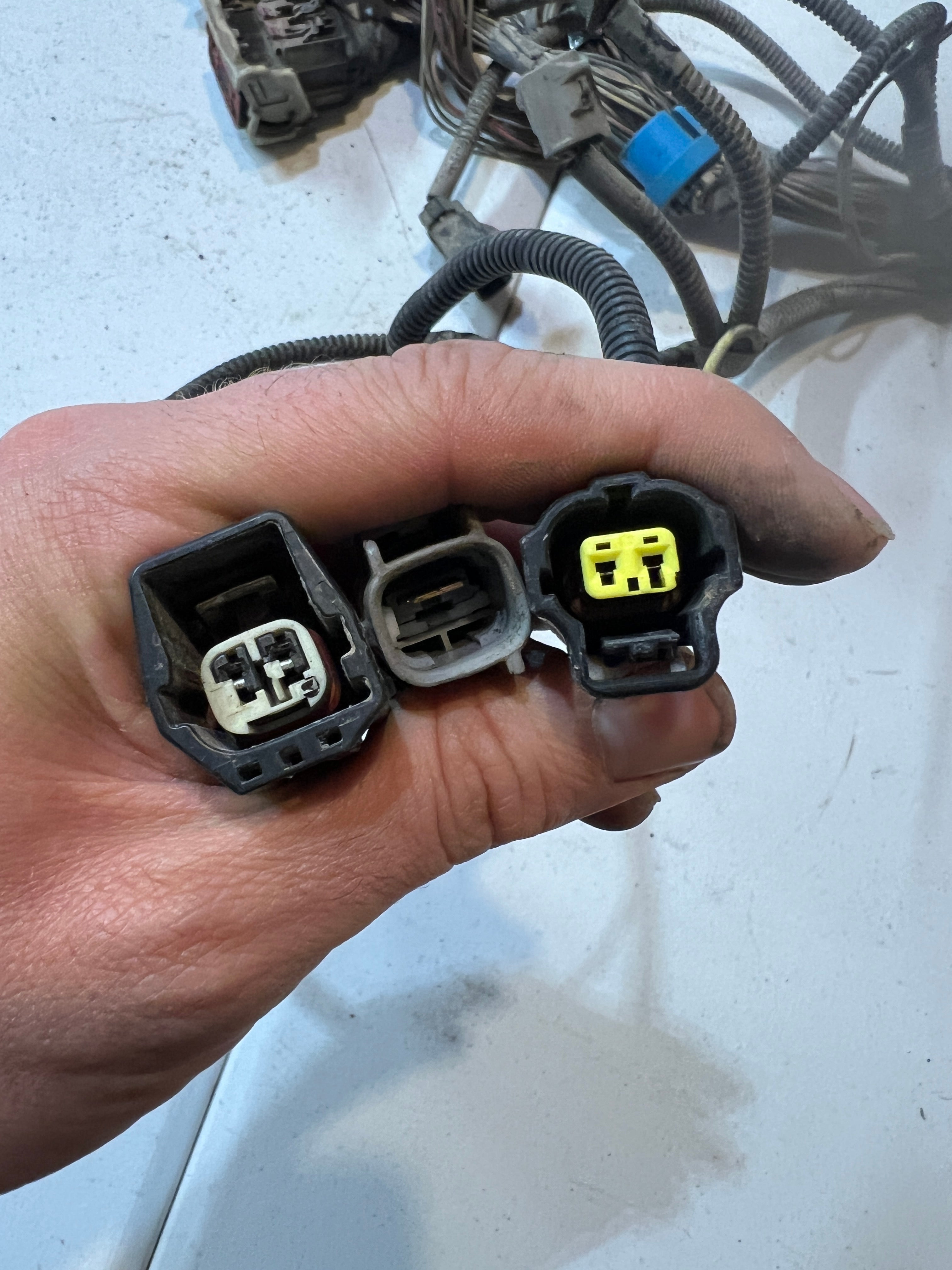 2004.5-2004.5 Dodge Ram 2500 3500 5.9L Cummins Engine Bay Wiring Harness