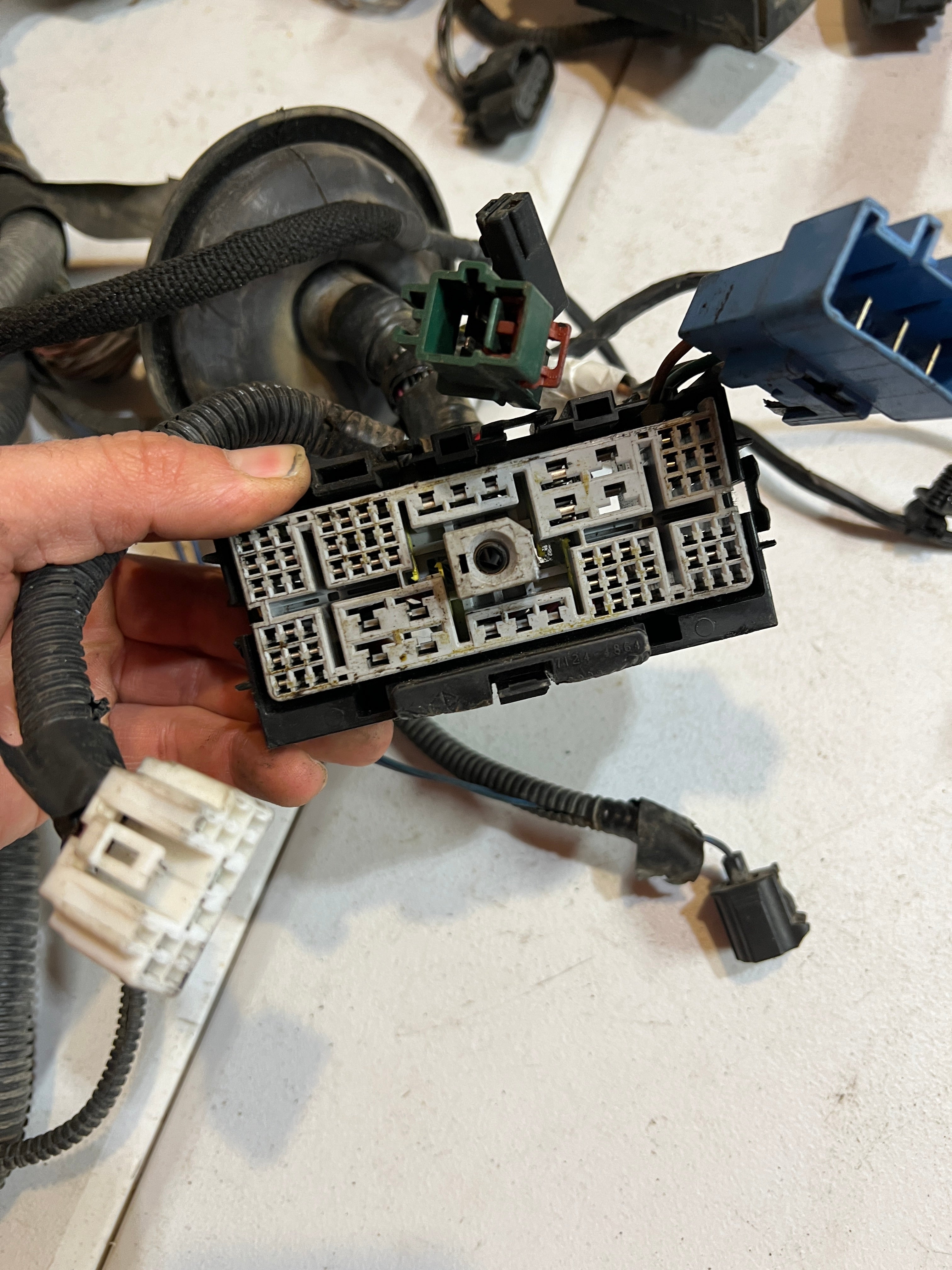 2006-2007 Dodge Ram 5.9L Cummins Manual Engine Bay Wiring Harness