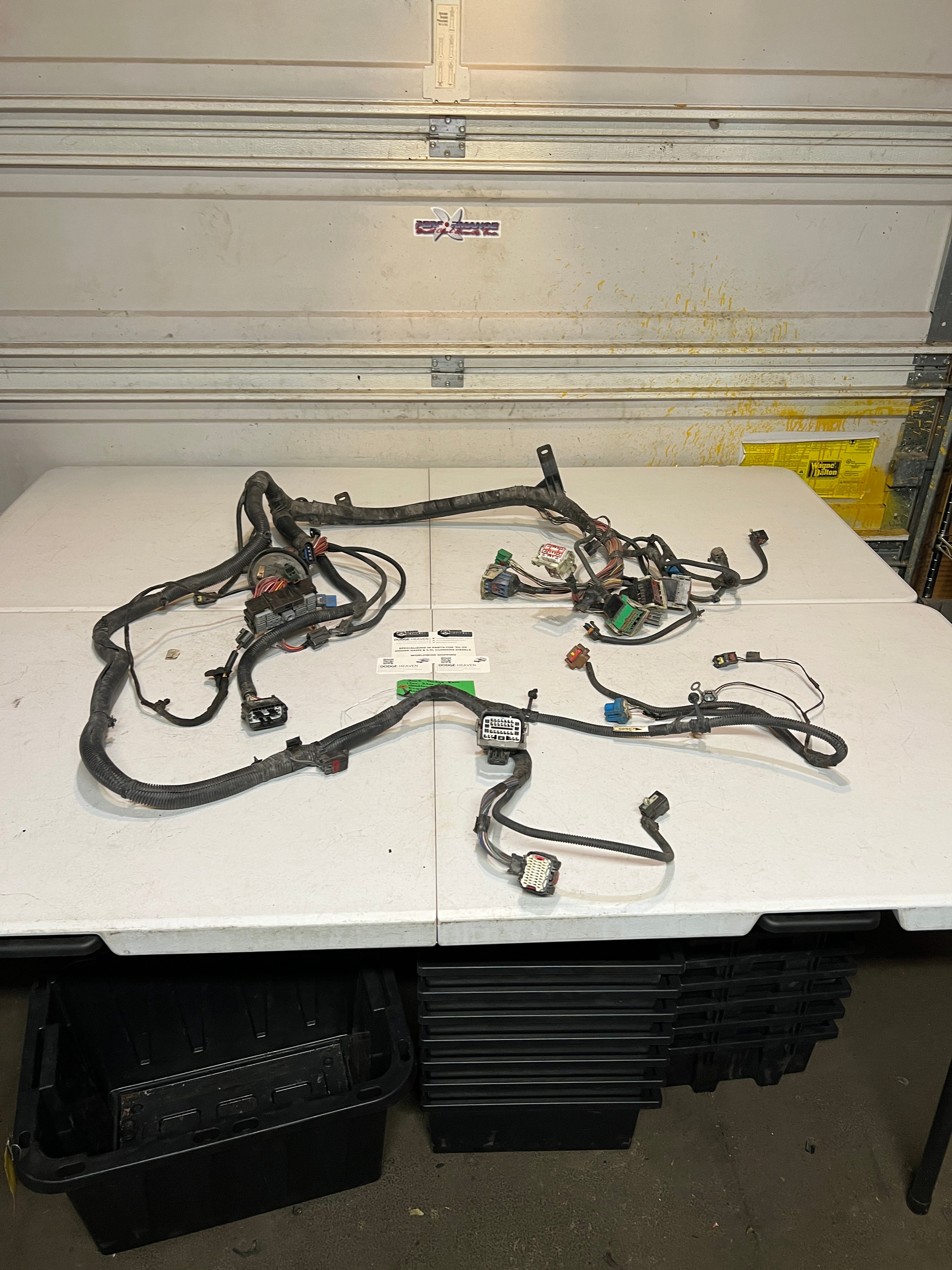 2005-2005 Dodge Ram 1500-3500 5.7L Hemi Engine Bay Wiring Harness