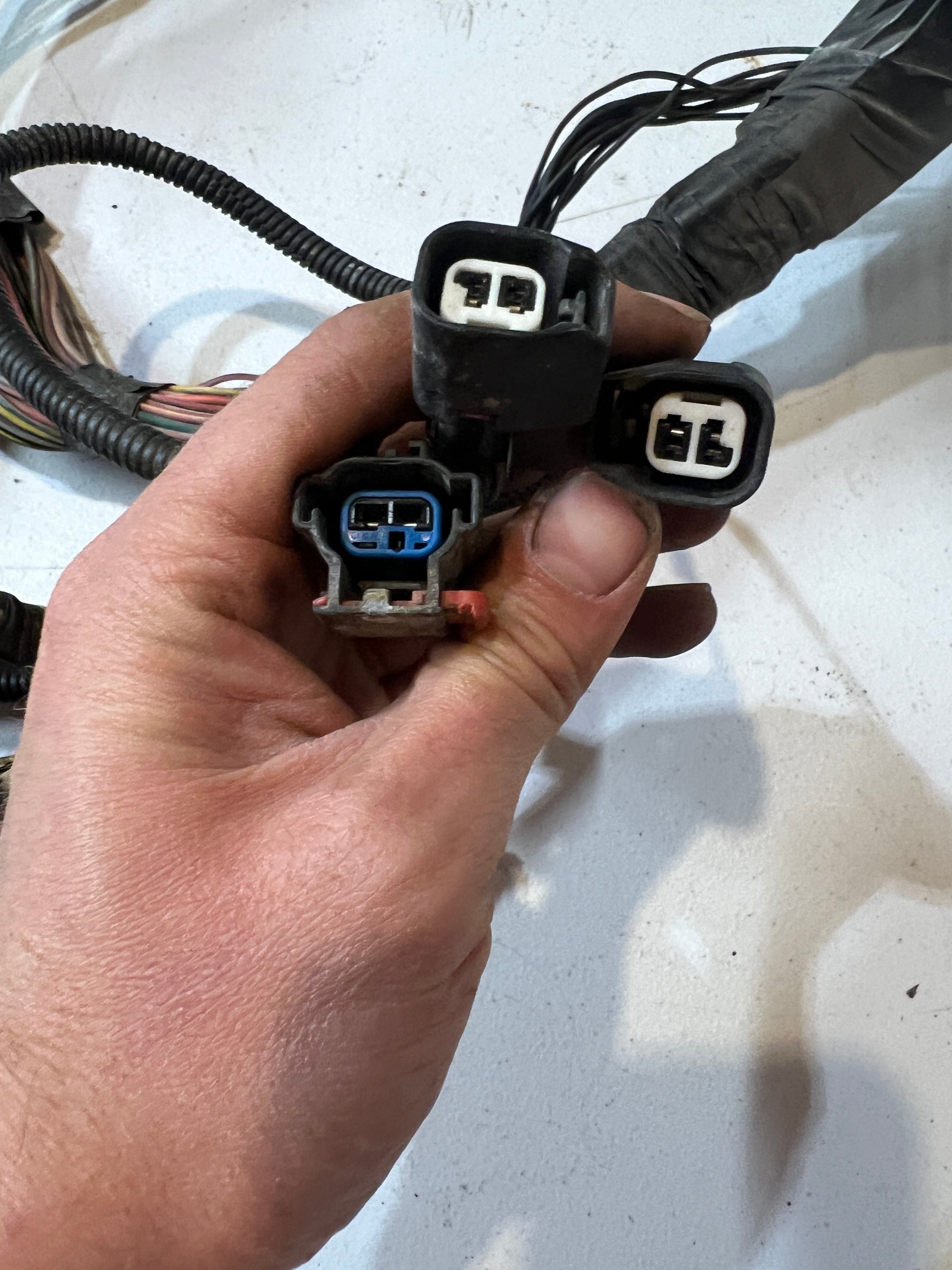 2005-2005 Dodge Ram 1500-3500 5.7L Hemi Engine Bay Wiring Harness