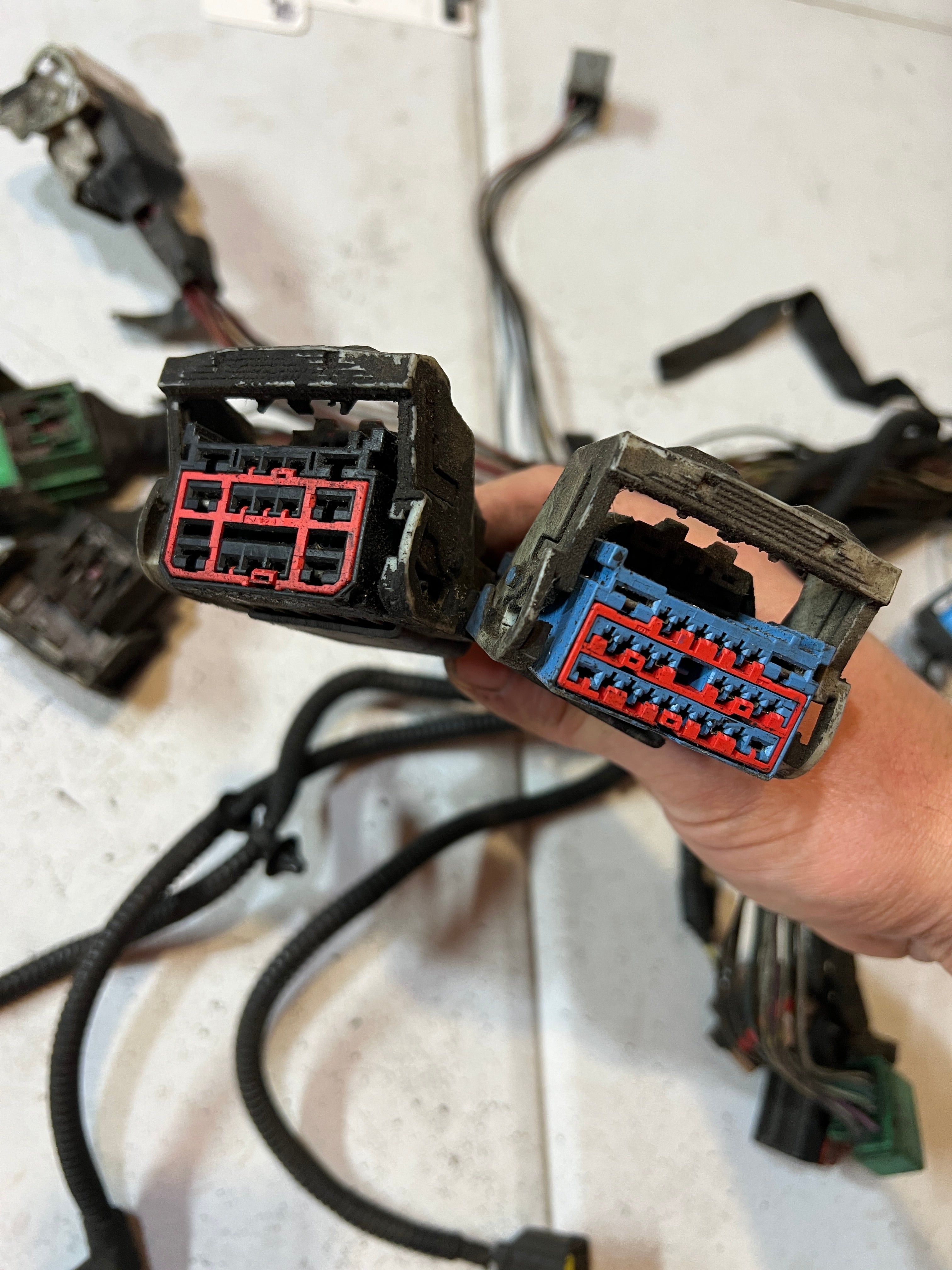 2005-2005 Dodge Ram 1500 4.7L 2WD  Engine Bay Wiring Harness