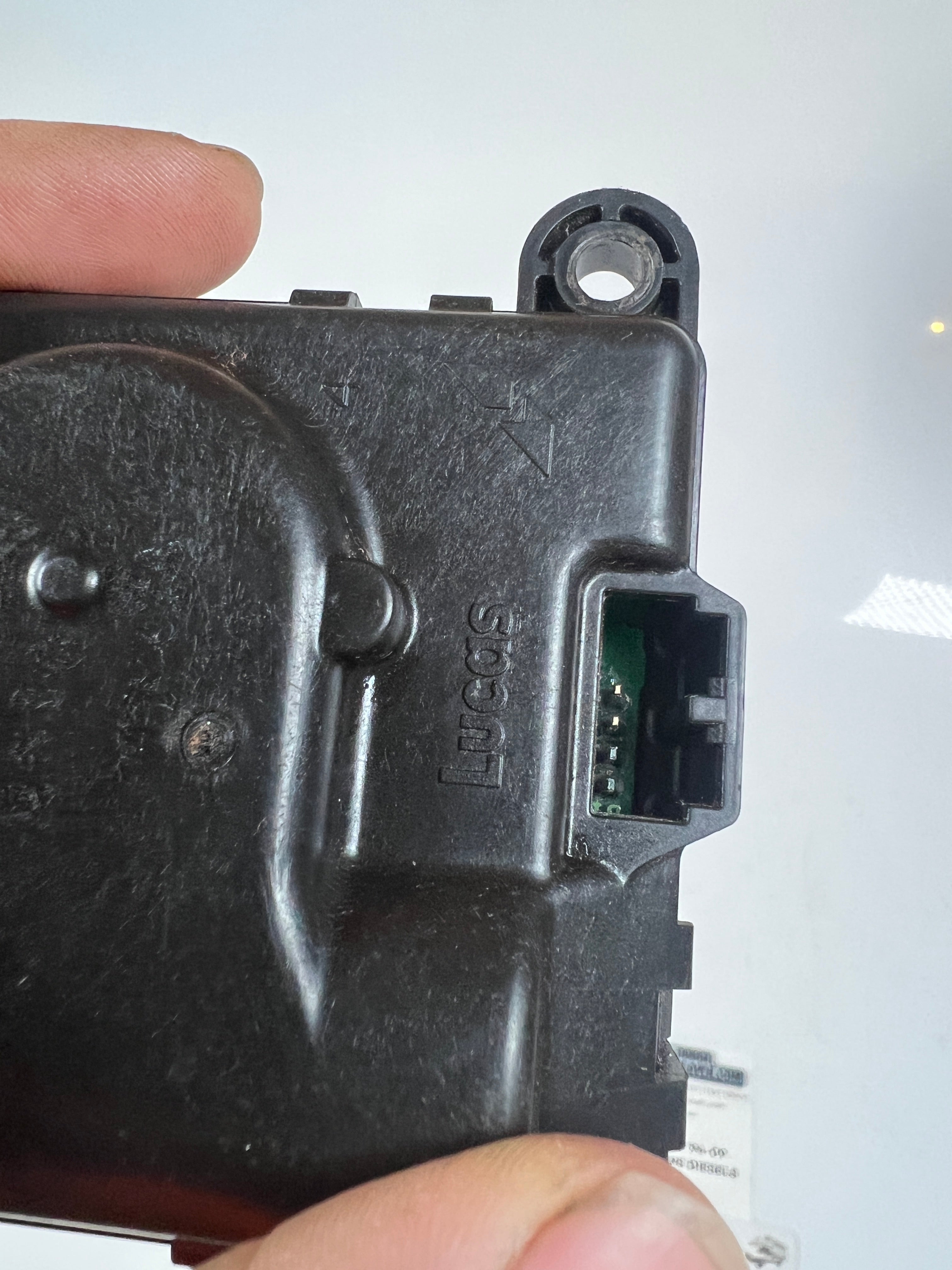1999-2002 Dodge Ram 1500-3500 HVAC Blend Door Actuator 4-Pin