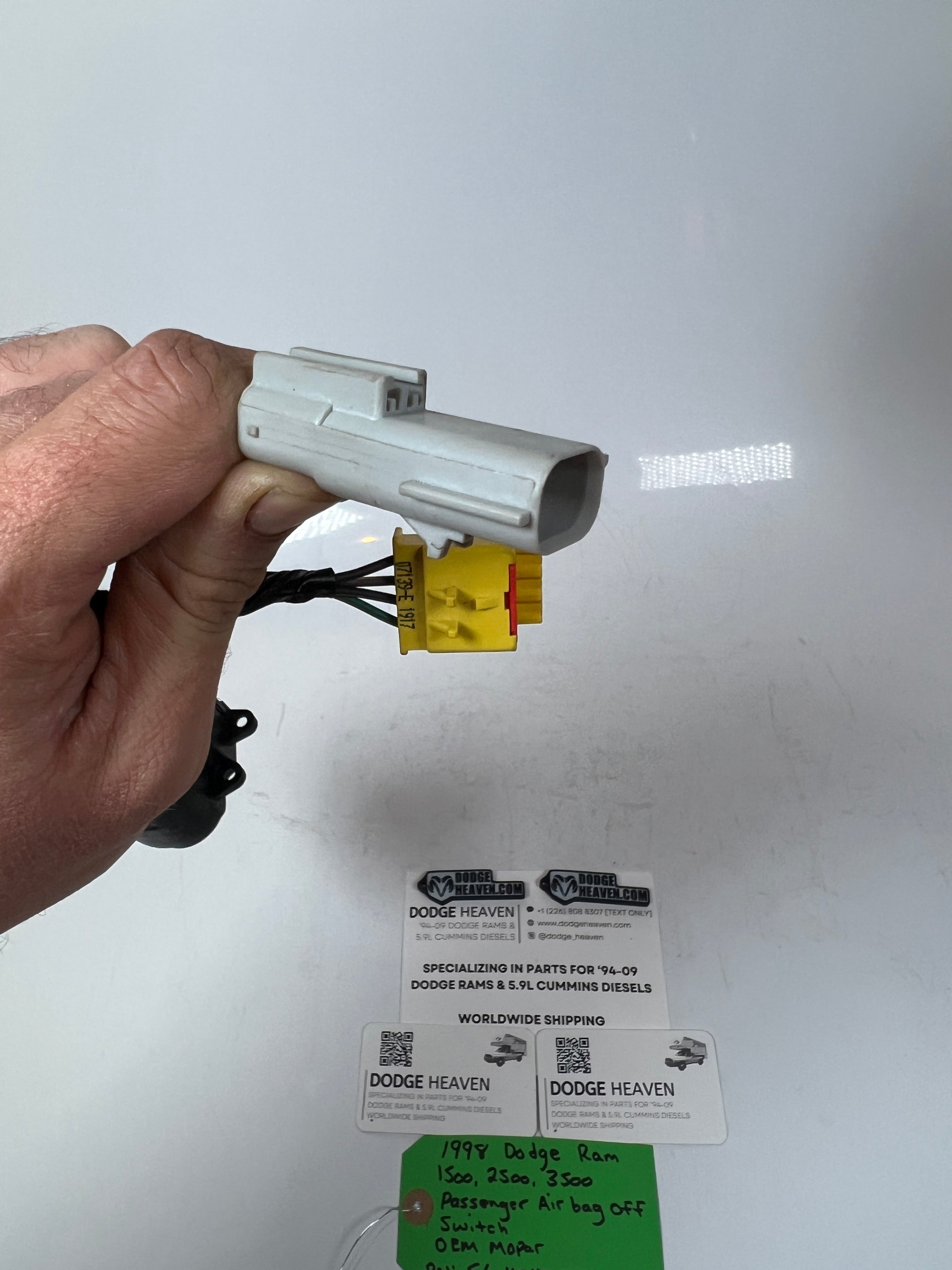 1998-1998 Dodge Ram 1500-3500 Passenger A-Bag On / Off Switch