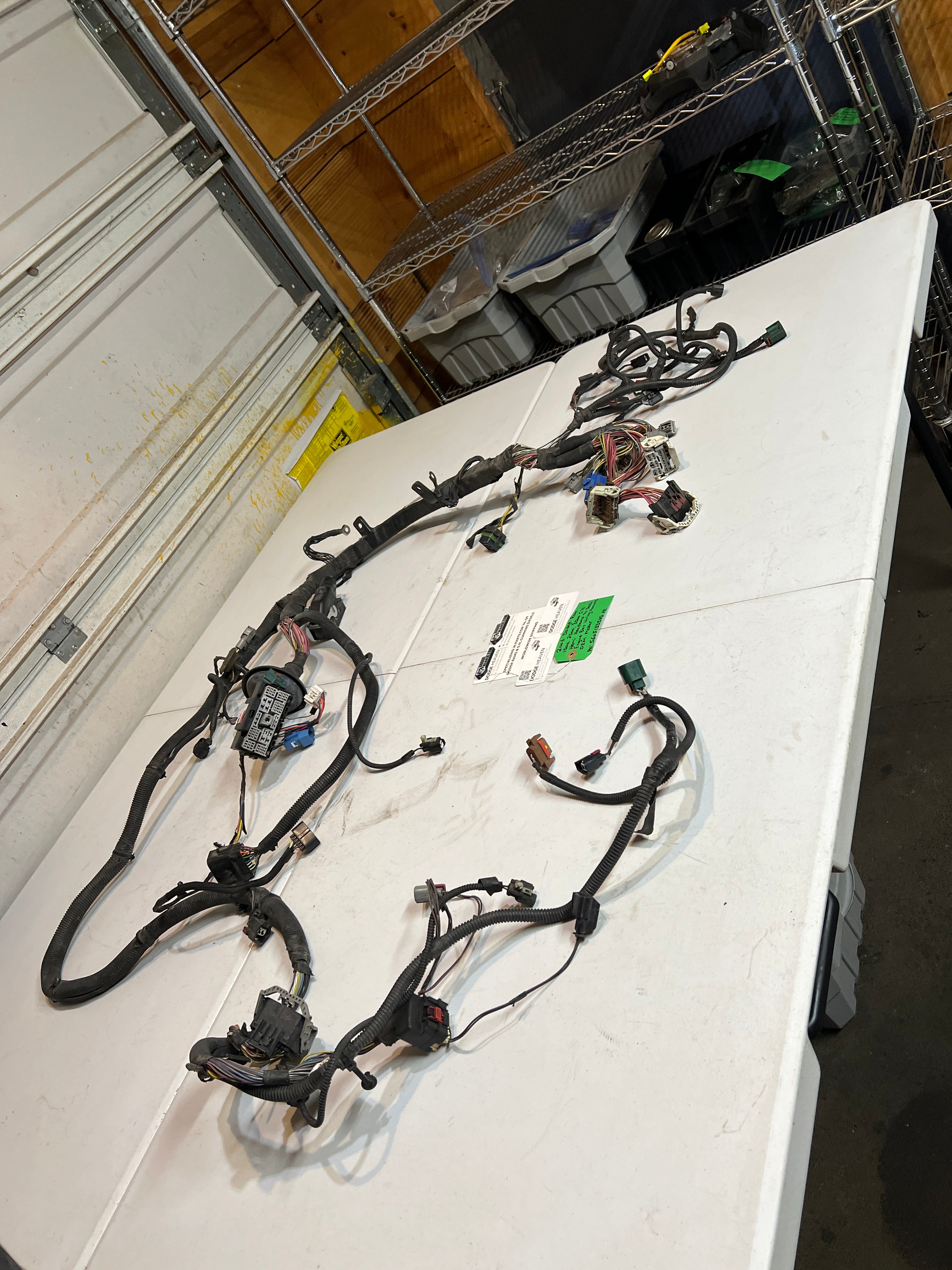 2006-2006 Dodge Ram 1500 2500 3500 5.7L Hemi Engine Bay Wiring Harness