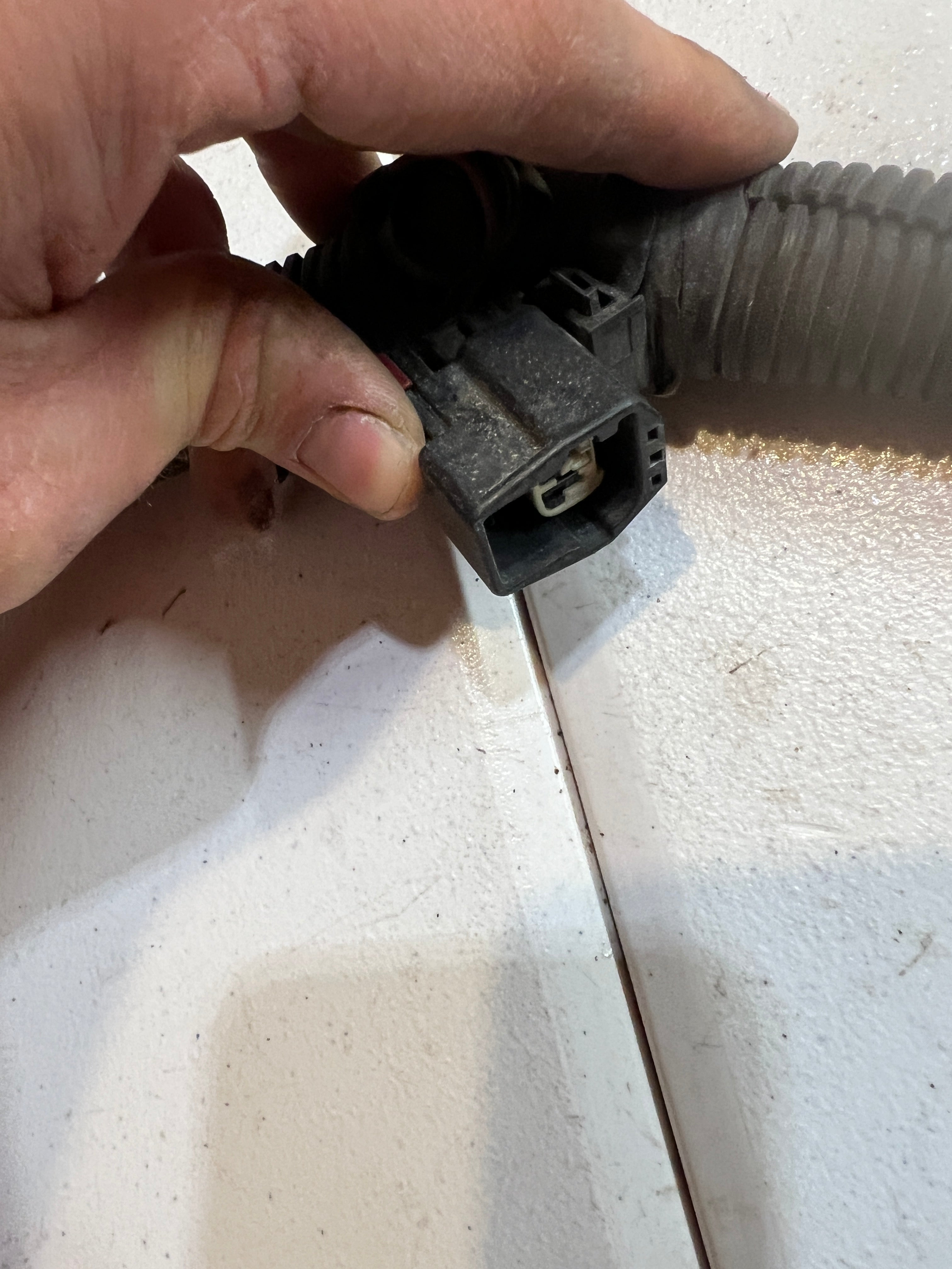 2006-2006 Dodge Ram 1500 2500 3500 5.7L Hemi Engine Bay Wiring Harness