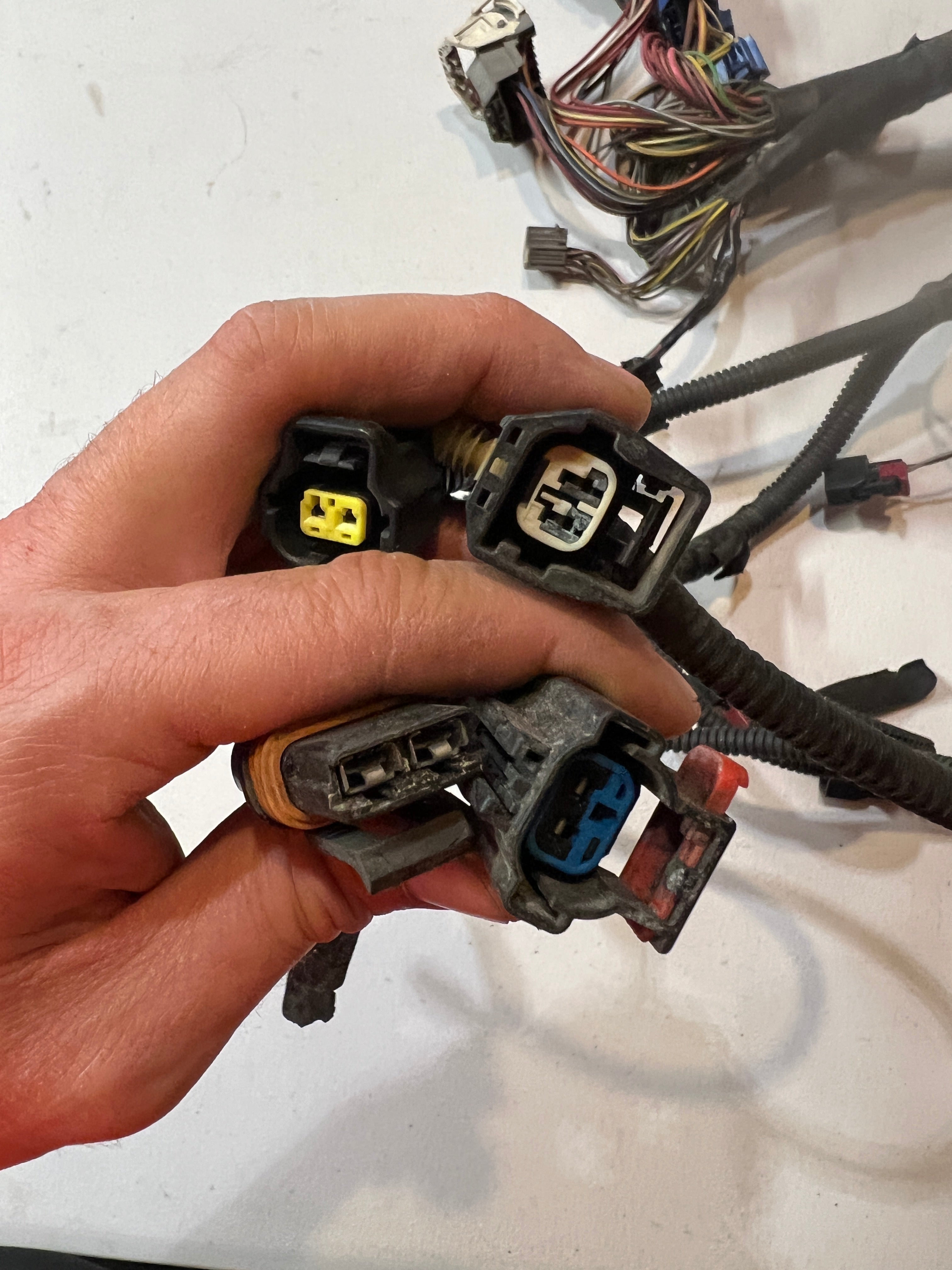 2006-2006 Dodge Ram 1500 2500 3500 5.7L Hemi Engine Bay Wiring Harness