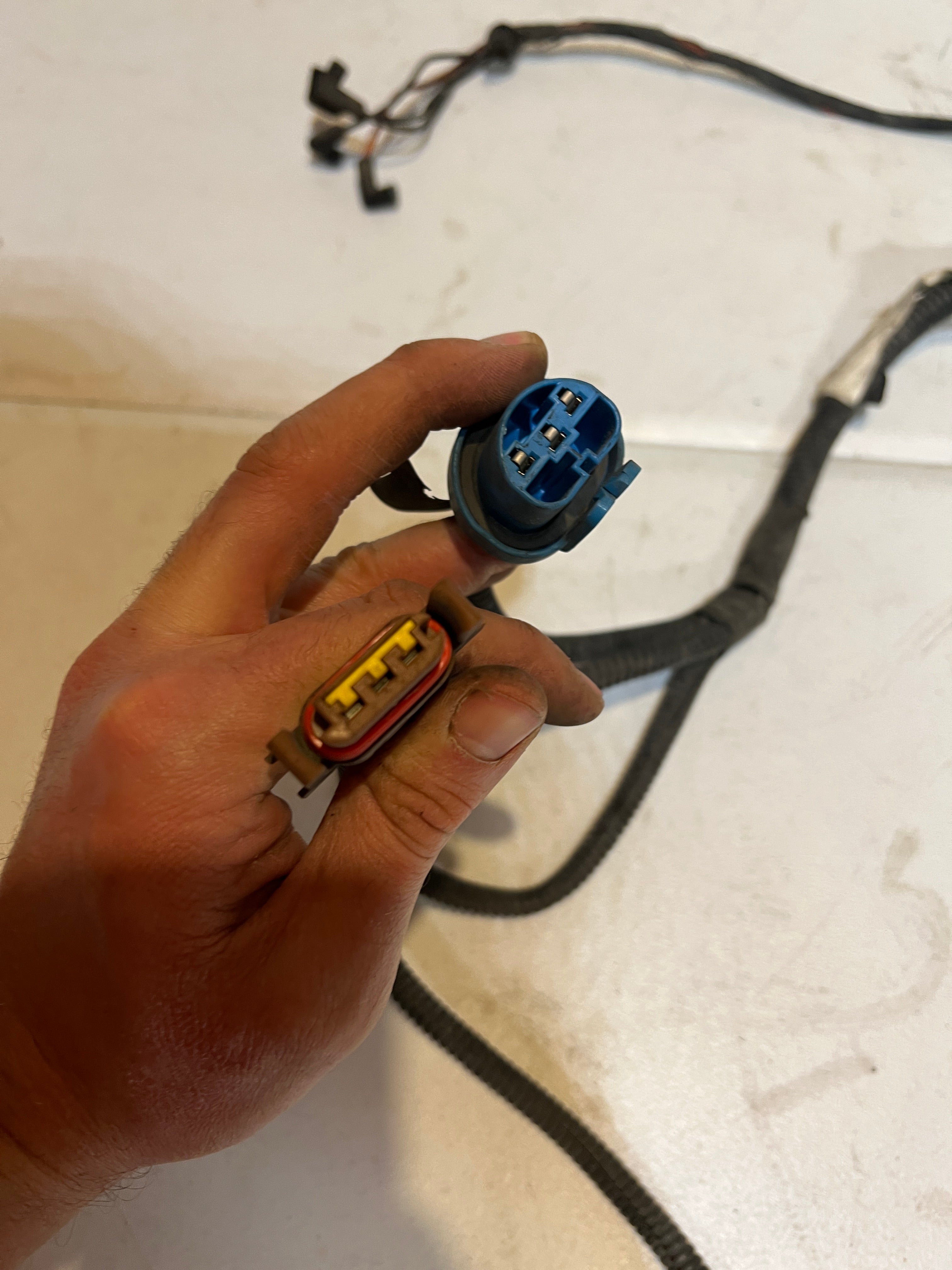 2003-2003 Dodge Ram 5.9L Cummins Passenger Headlamp Jumper Wiring