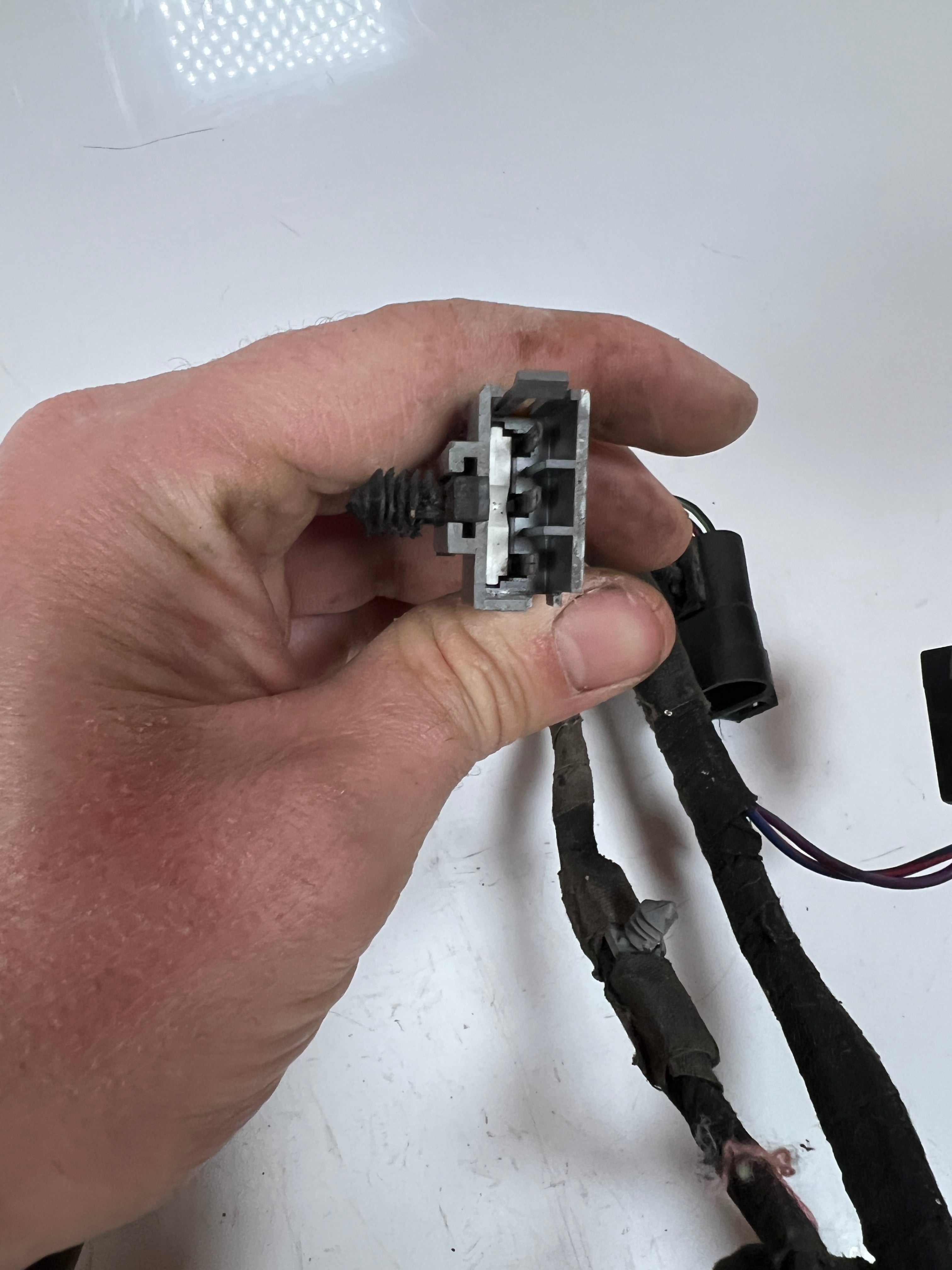 1994-1996 Dodge Ram 1500-3500 Pass RH Door Wiring Harness Infinity