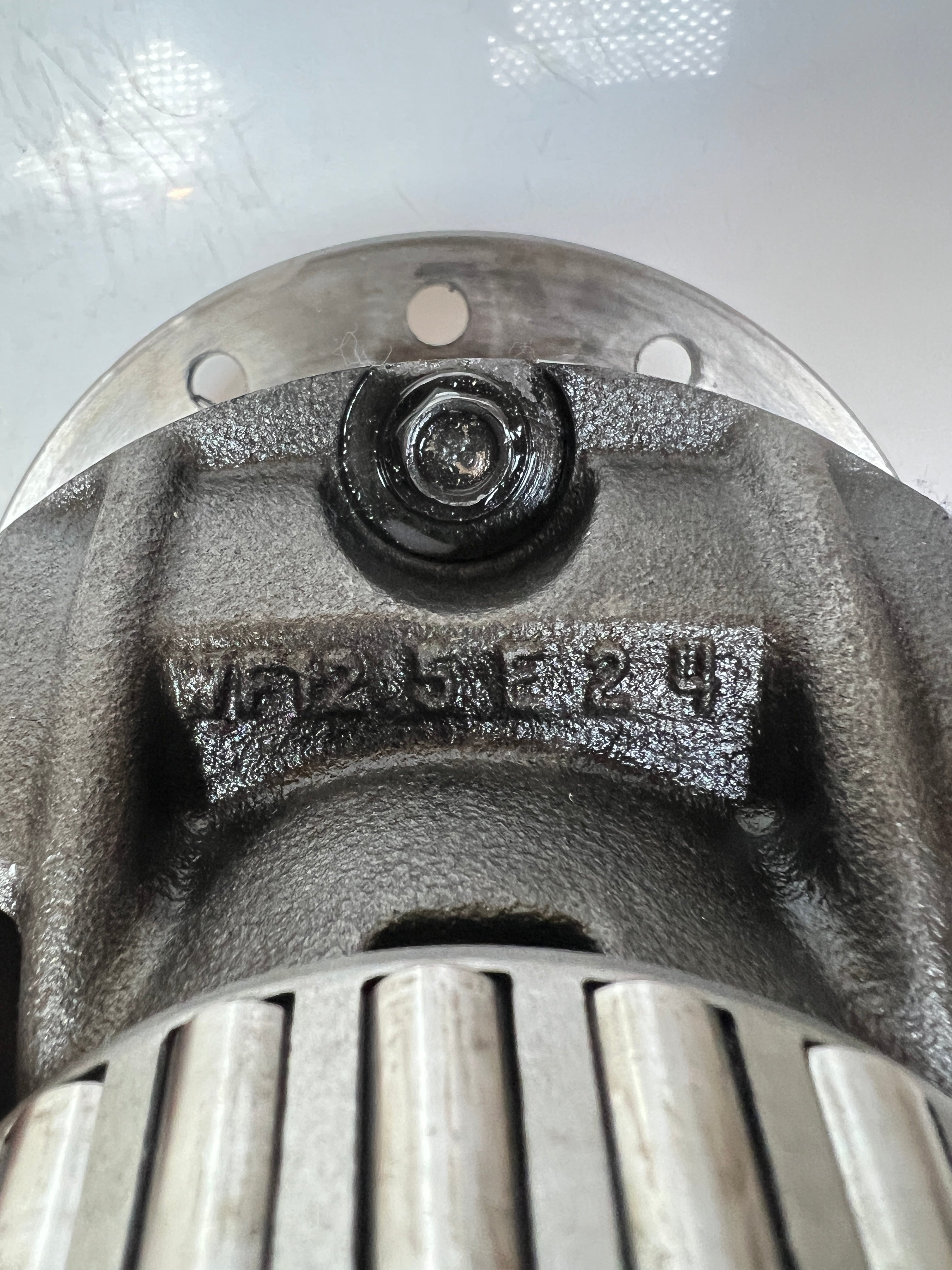 2003-2006 Dodge Ram 2500 3500 AAM 9.25 Front Differential Carrier