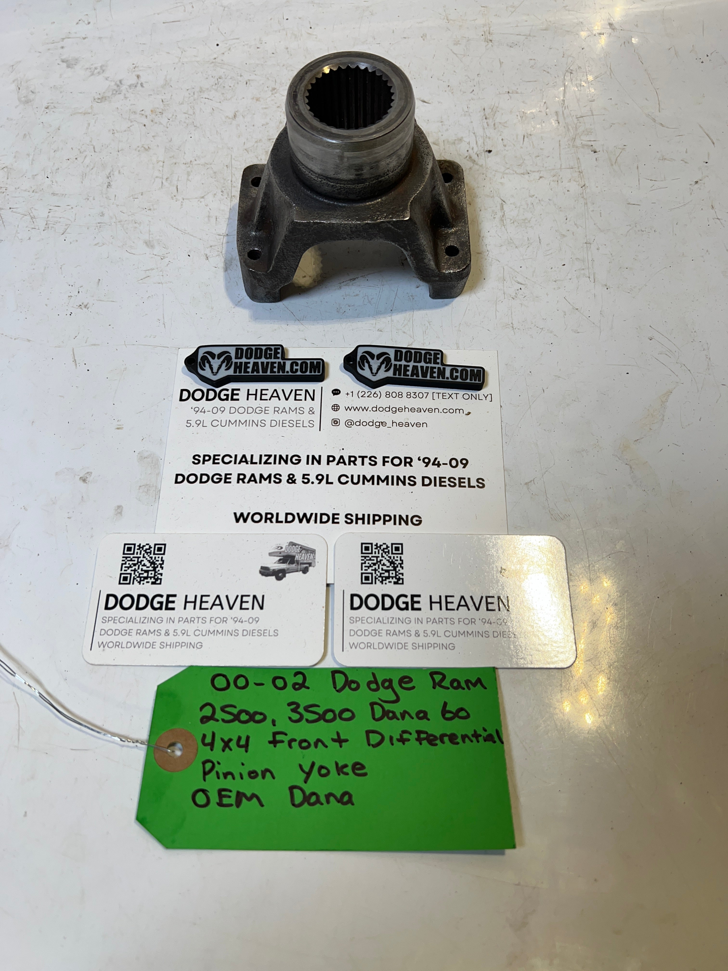2000-2002 Dodge Ram 2500 3500 Dana 60 Front Differential Pinion Yoke