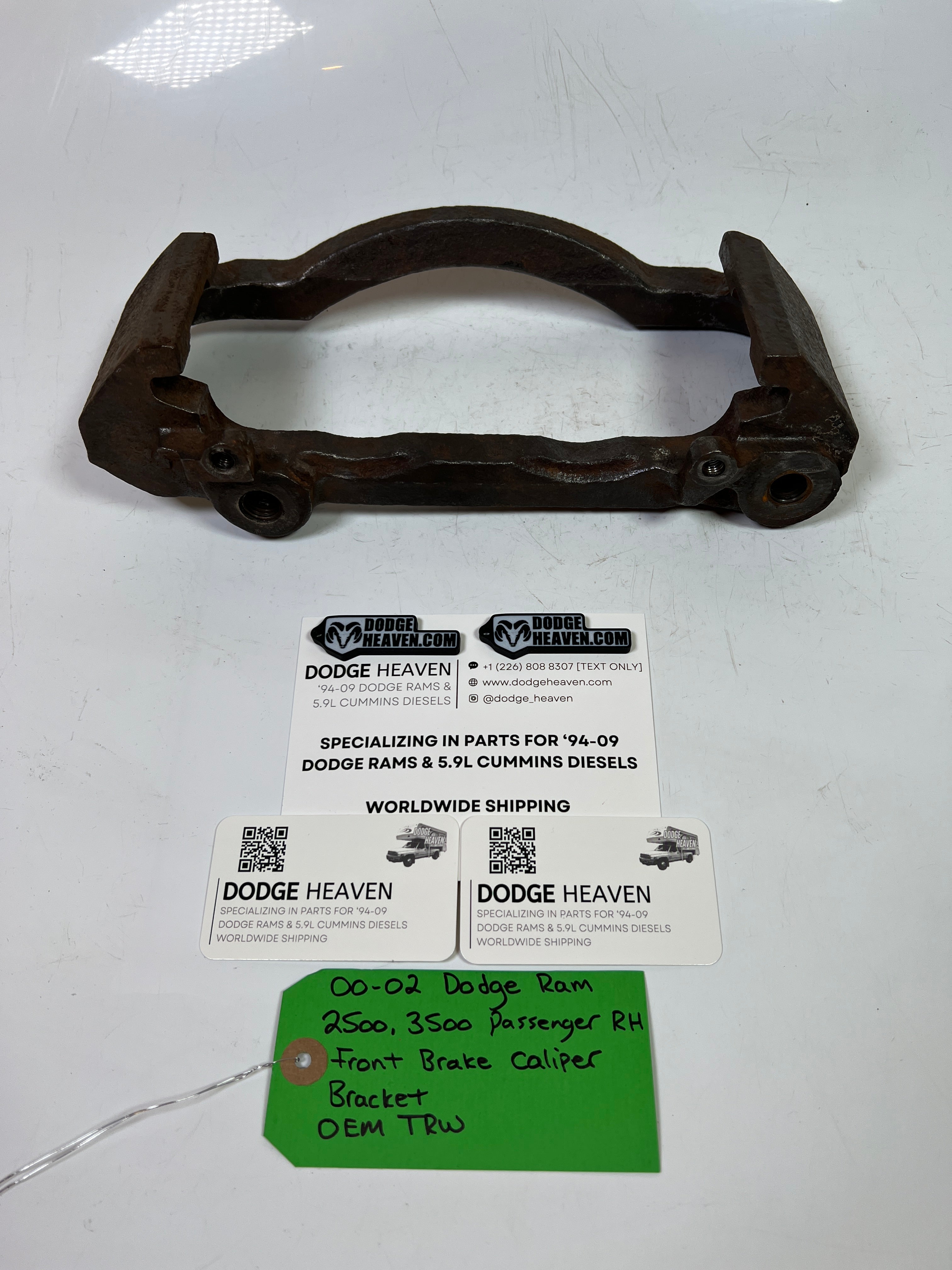 2000-2002 Dodge Ram 2500 3500 Passenger RH Front Brake Caliper Bracket