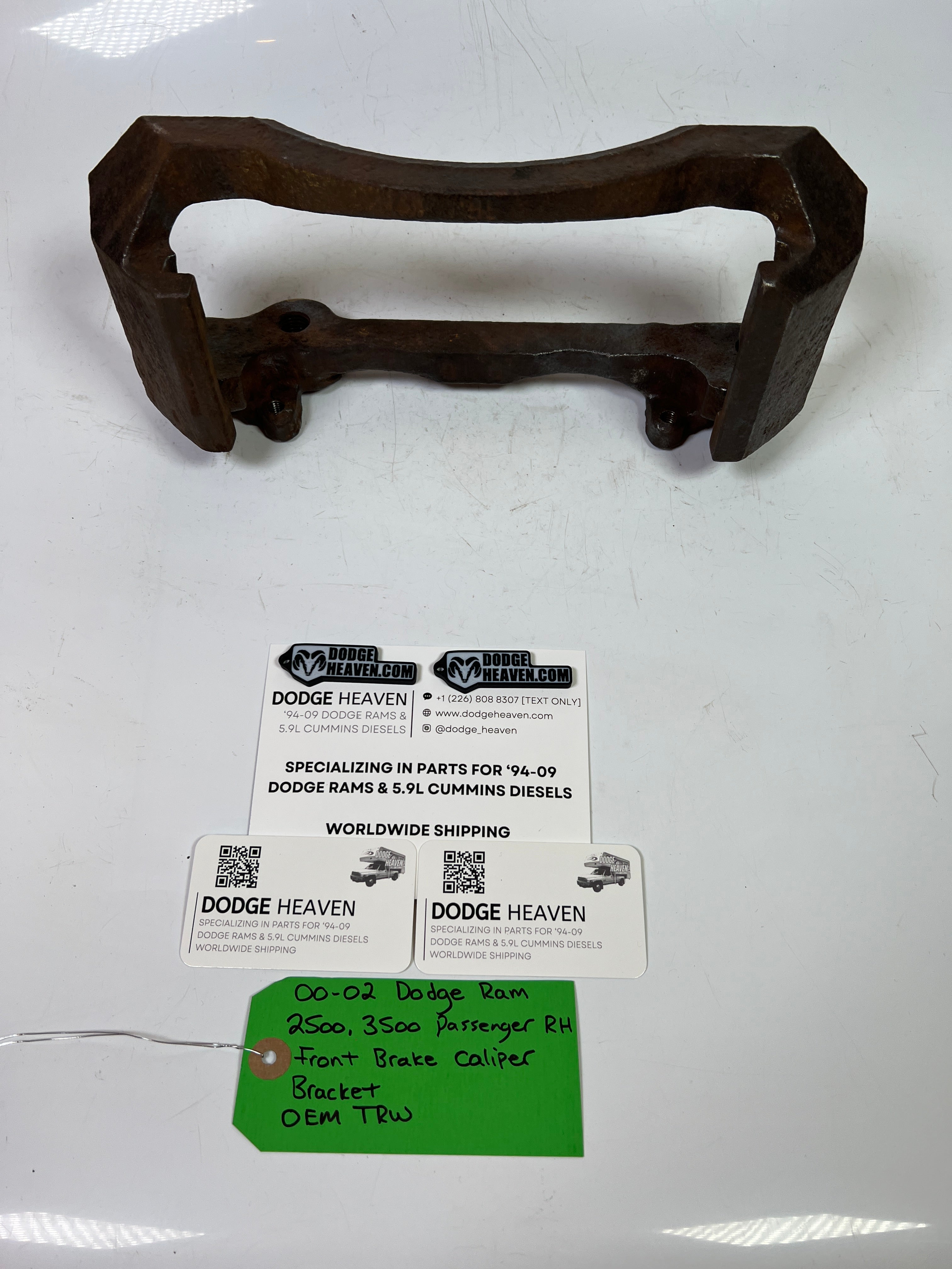 2000-2002 Dodge Ram 2500 3500 Passenger RH Front Brake Caliper Bracket