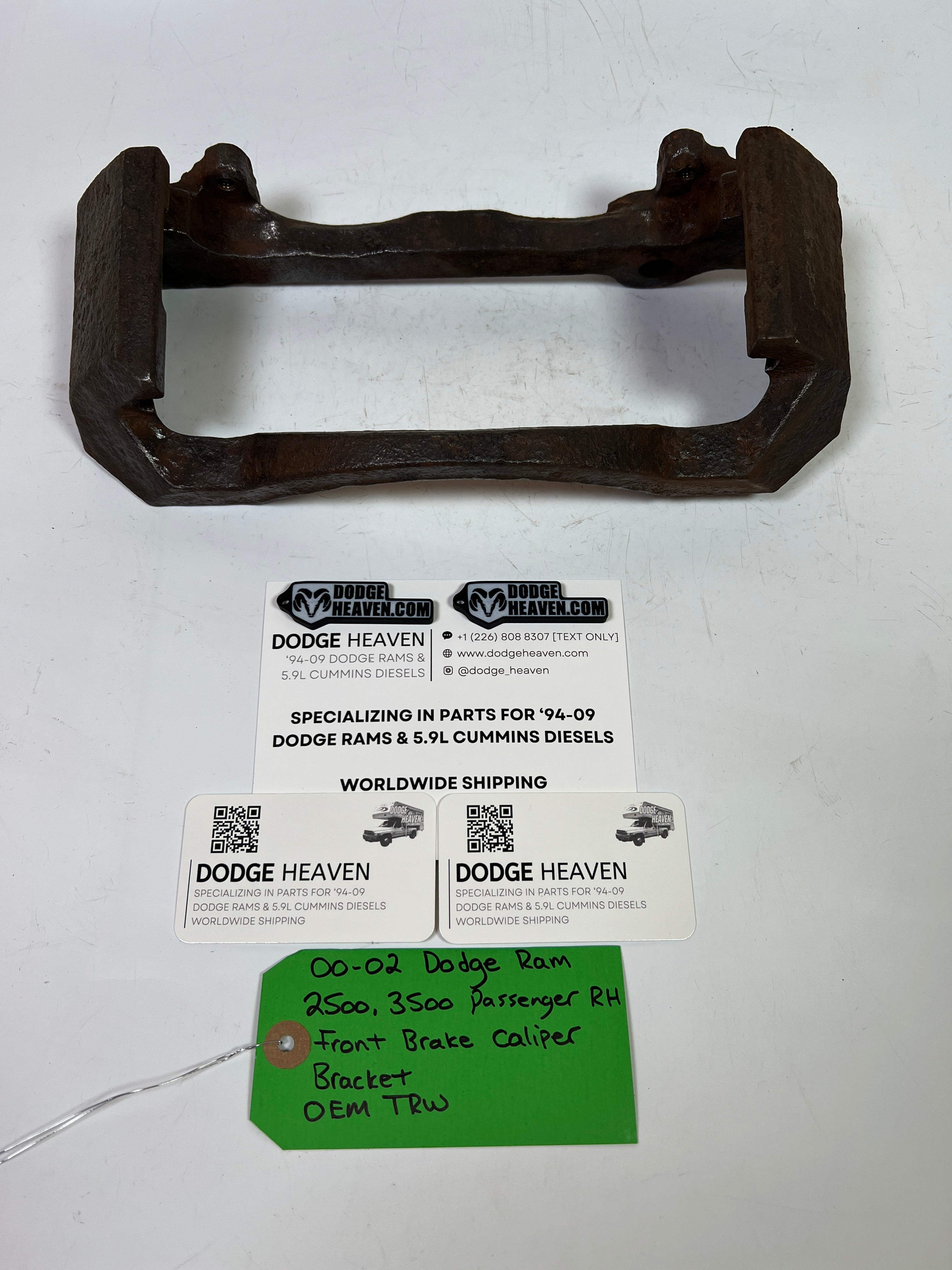 2000-2002 Dodge Ram 2500 3500 Passenger RH Front Brake Caliper Bracket