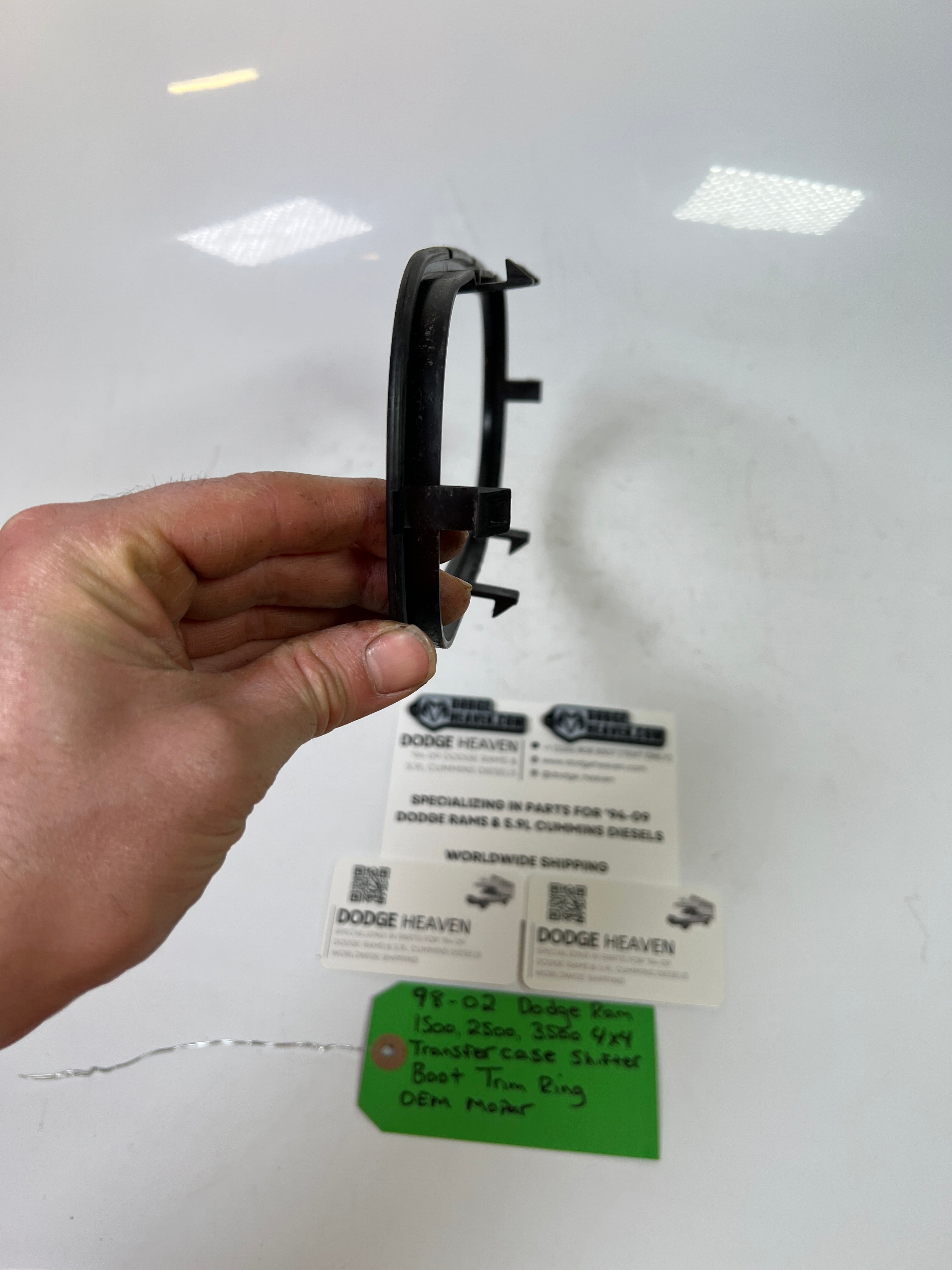 1998-2002 Dodge Ram 1500-3500 4x4 Transfer Case Shifter Boot Trim Ring