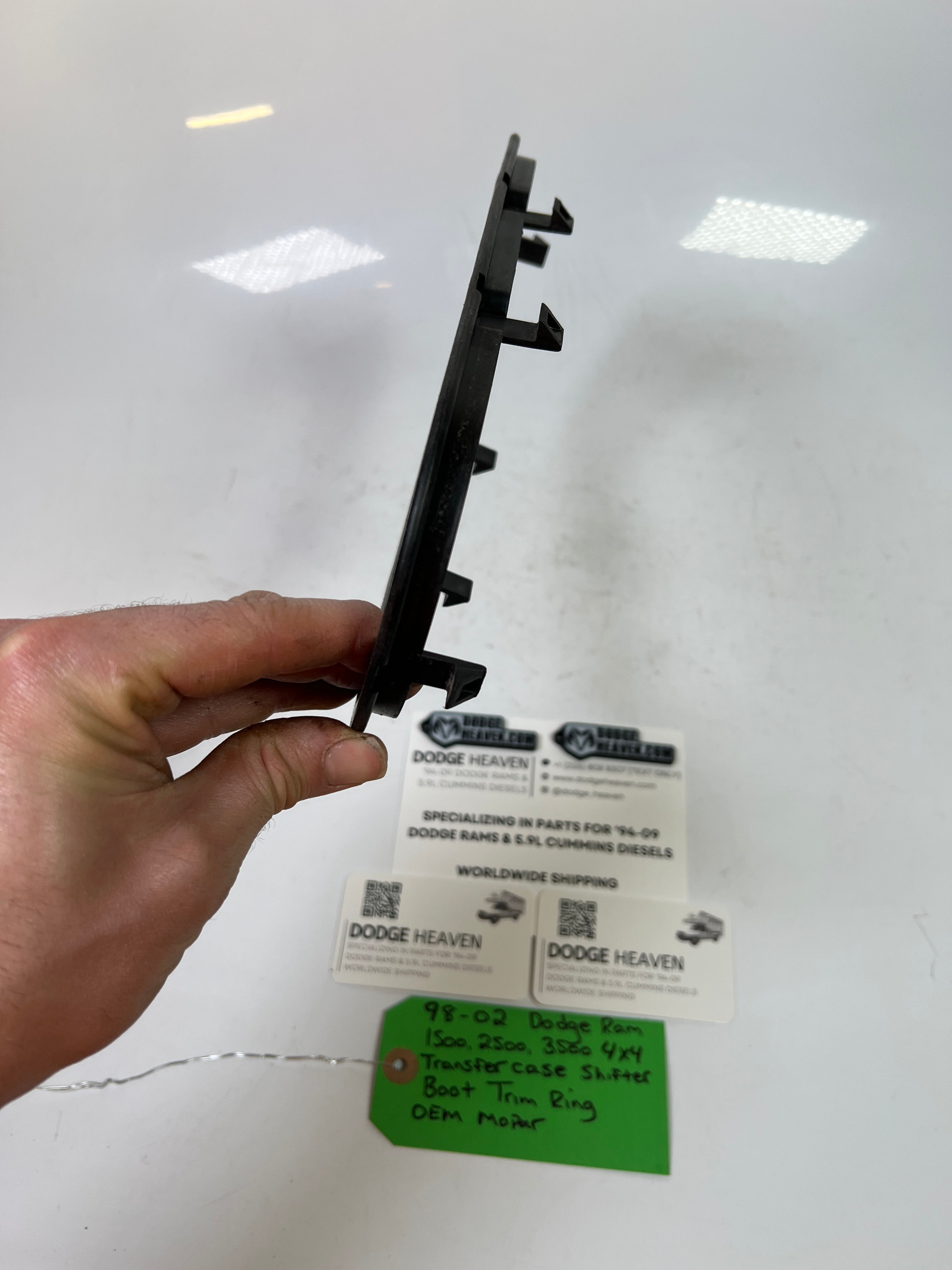 1998-2002 Dodge Ram 1500-3500 4x4 Transfer Case Shifter Boot Trim Ring