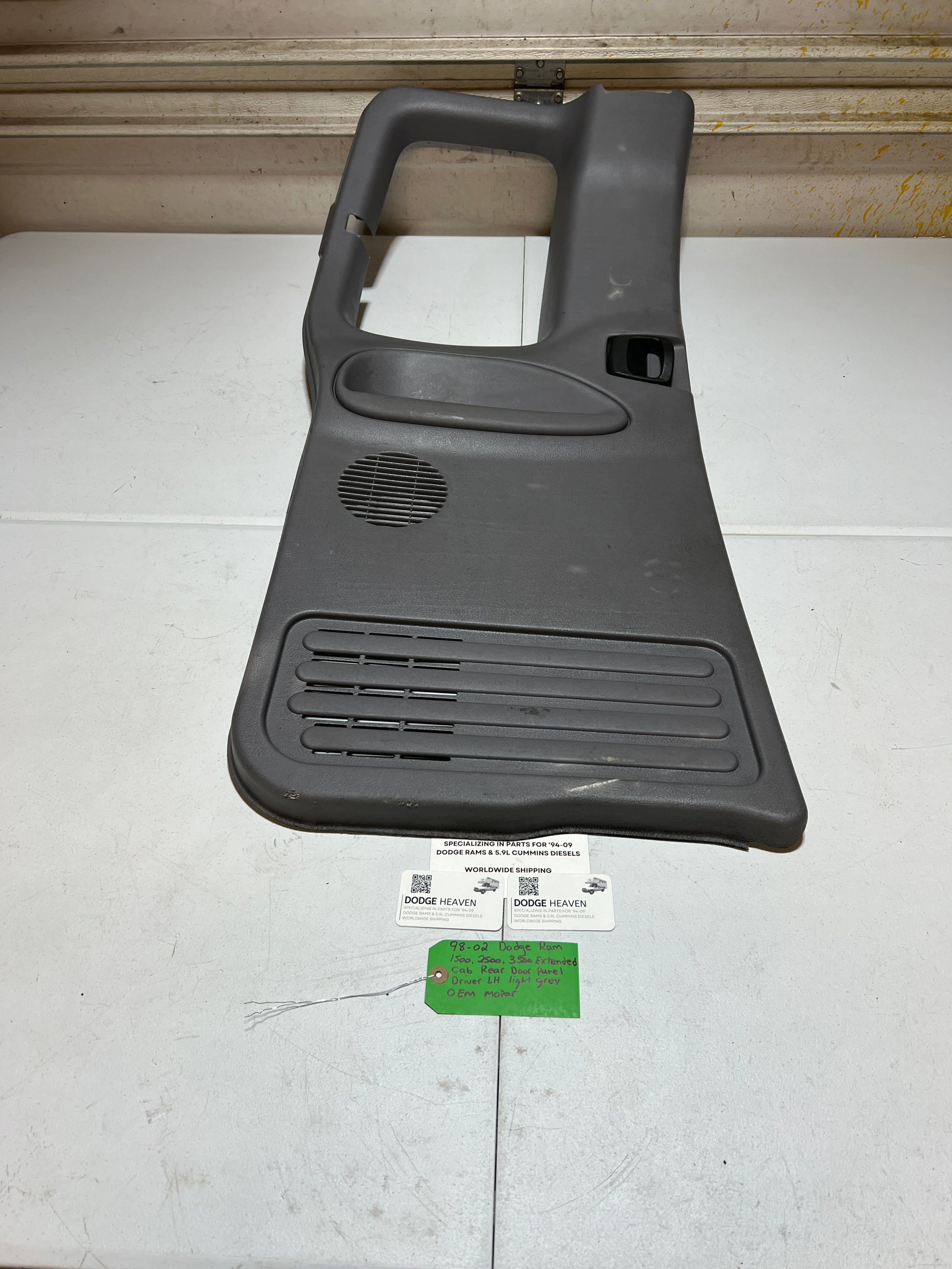 1998-2002 Dodge Ram 1500-3500 Ext Cab Driver Rear Door Panel Light Grey