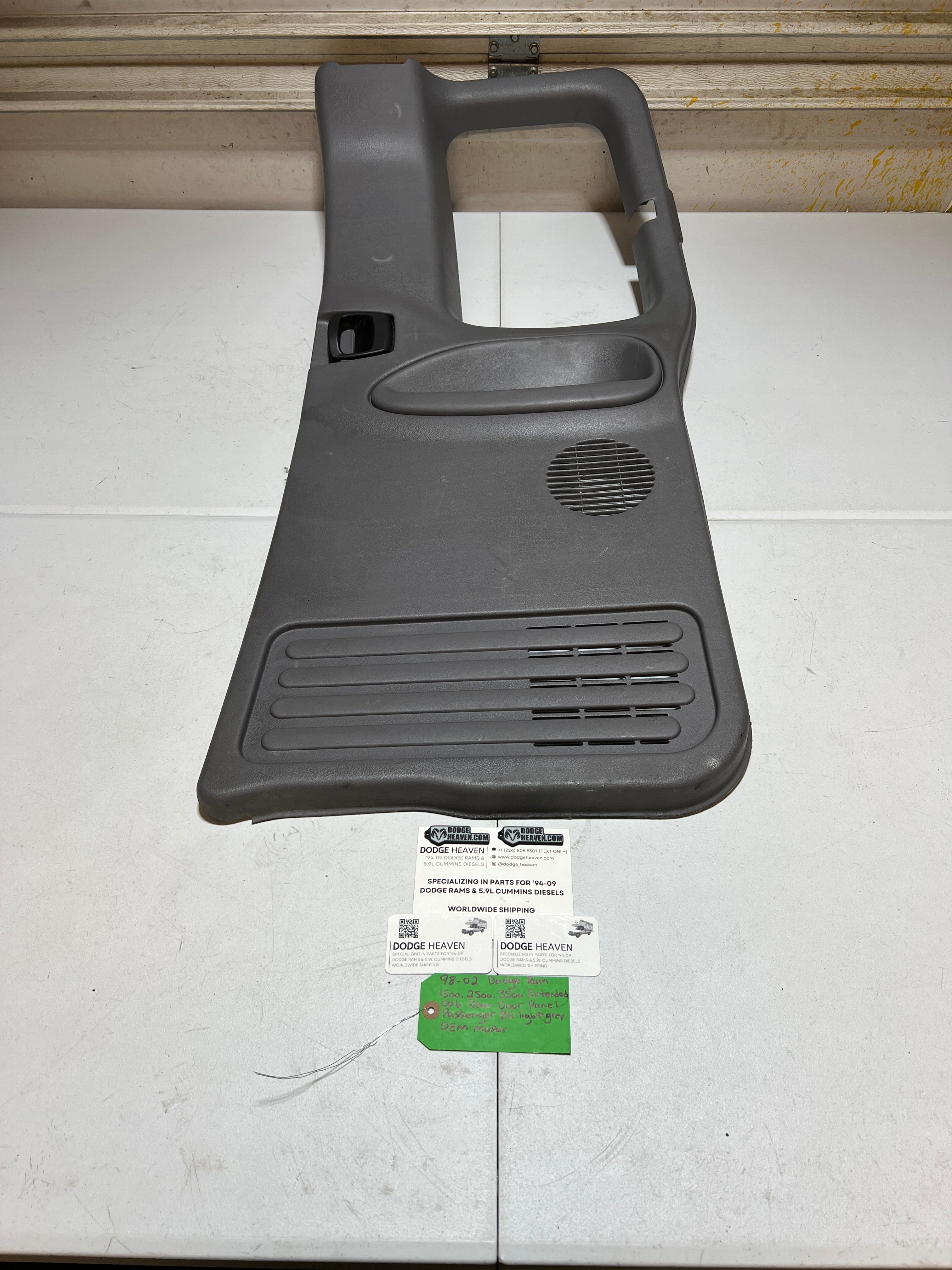 1998-2002 Dodge Ram 1500-3500 Ext Cab Passenger Rear Door Panel Light Grey