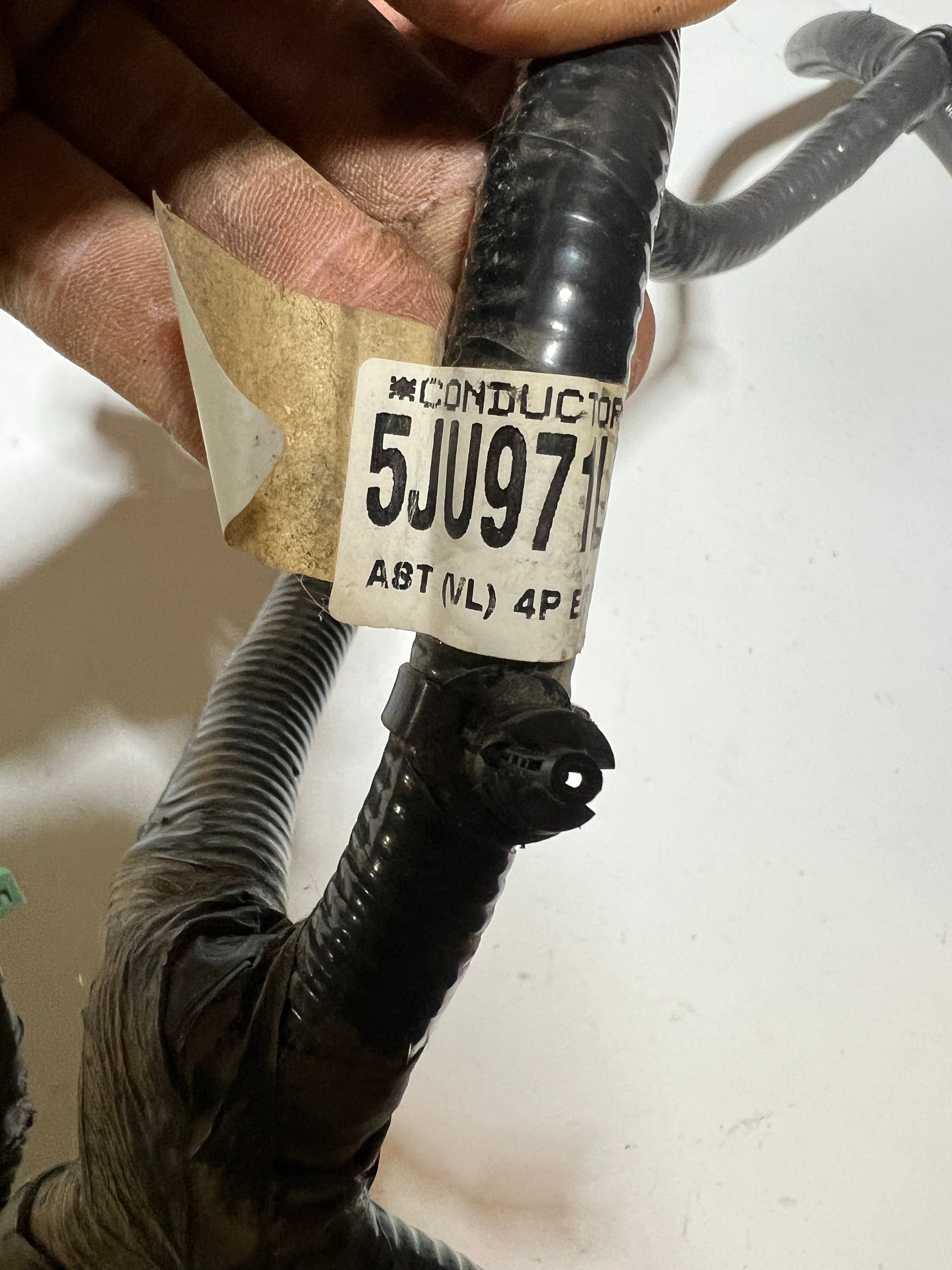 2003-2005 Dodge Ram 1500-3500 Driver Heated Seat Wiring Harness