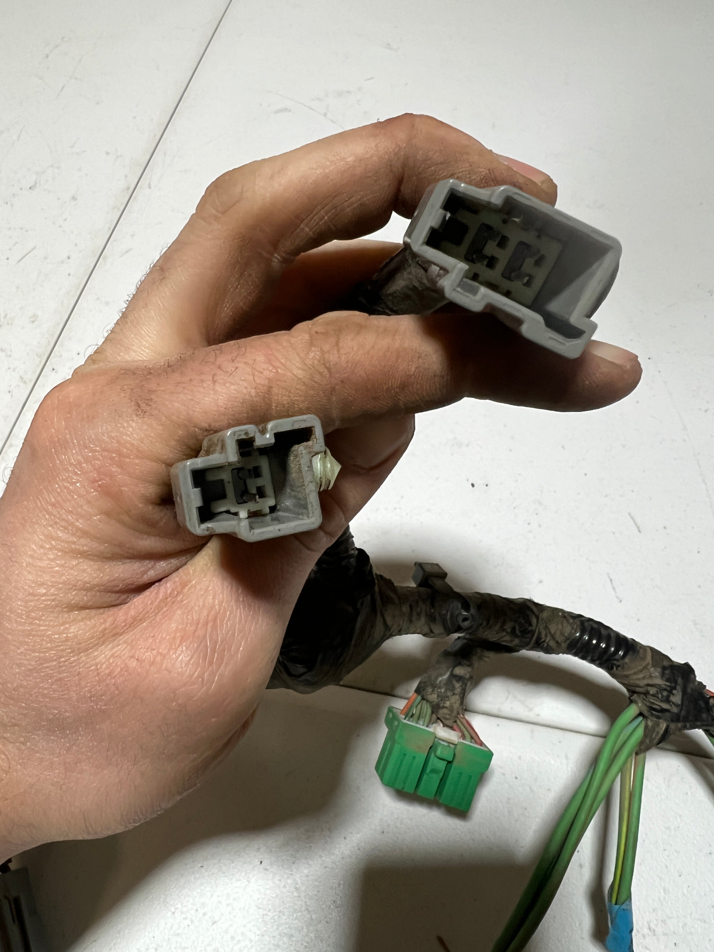 2003-2005 Dodge Ram 1500-3500 Driver Heated Seat Wiring Harness