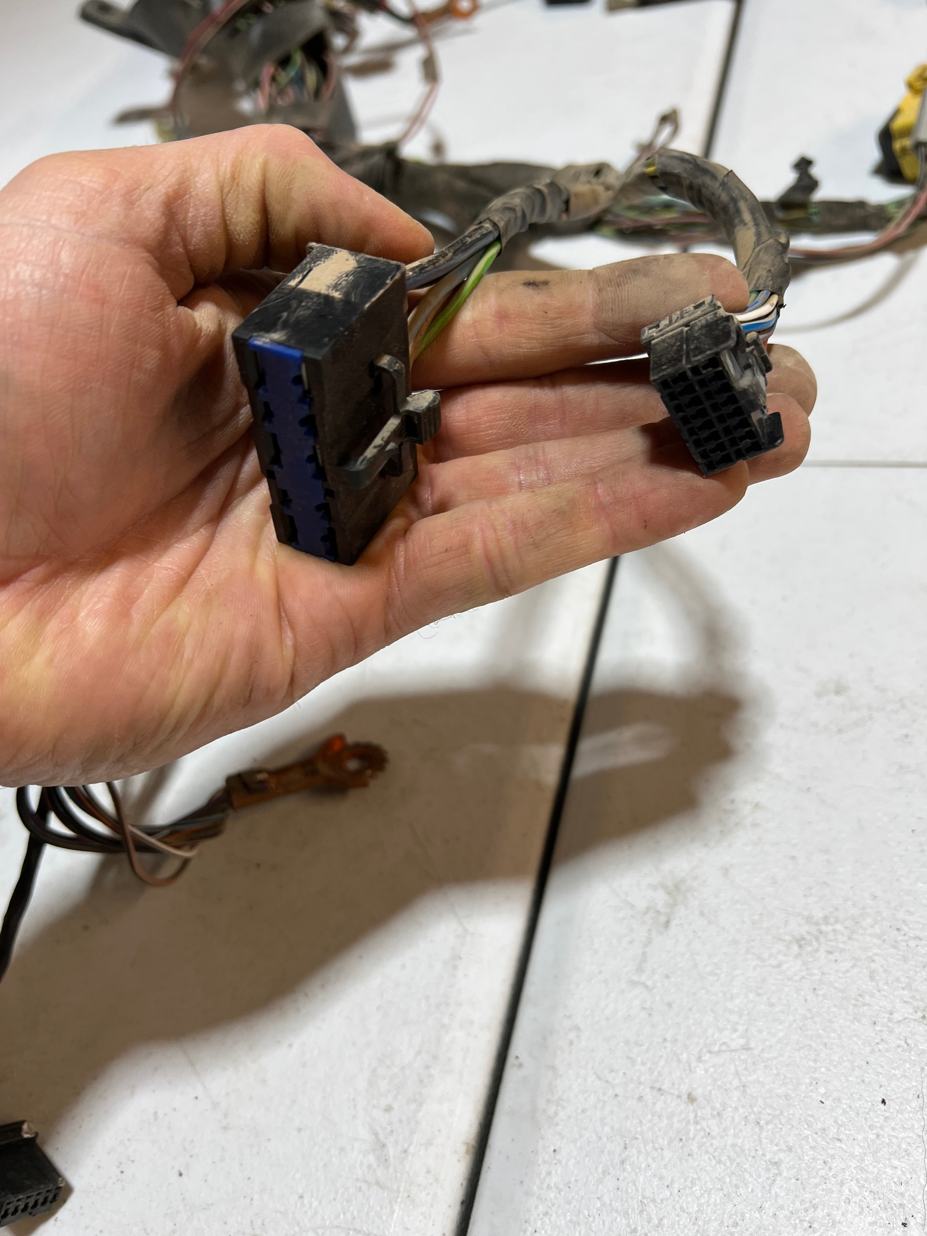 2003-2003 Dodge Ram 1500 2500 3500 Dash Wiring Harness
